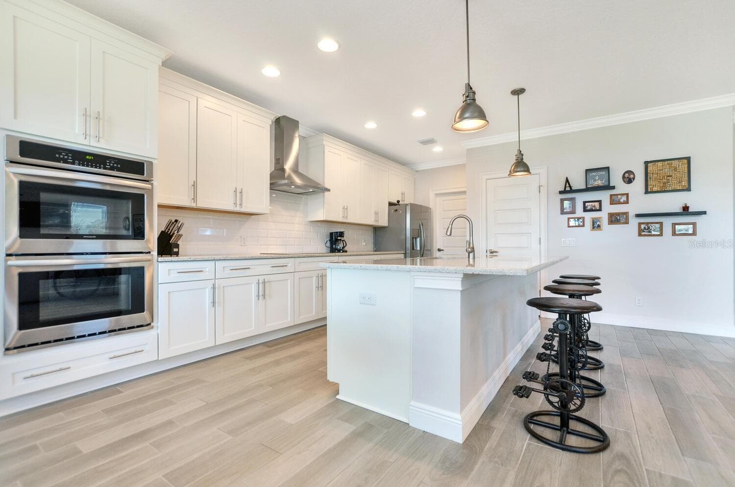Single Family Residence at 7210 S MASCOTTE ST, TAMPA, photo 16 of 36