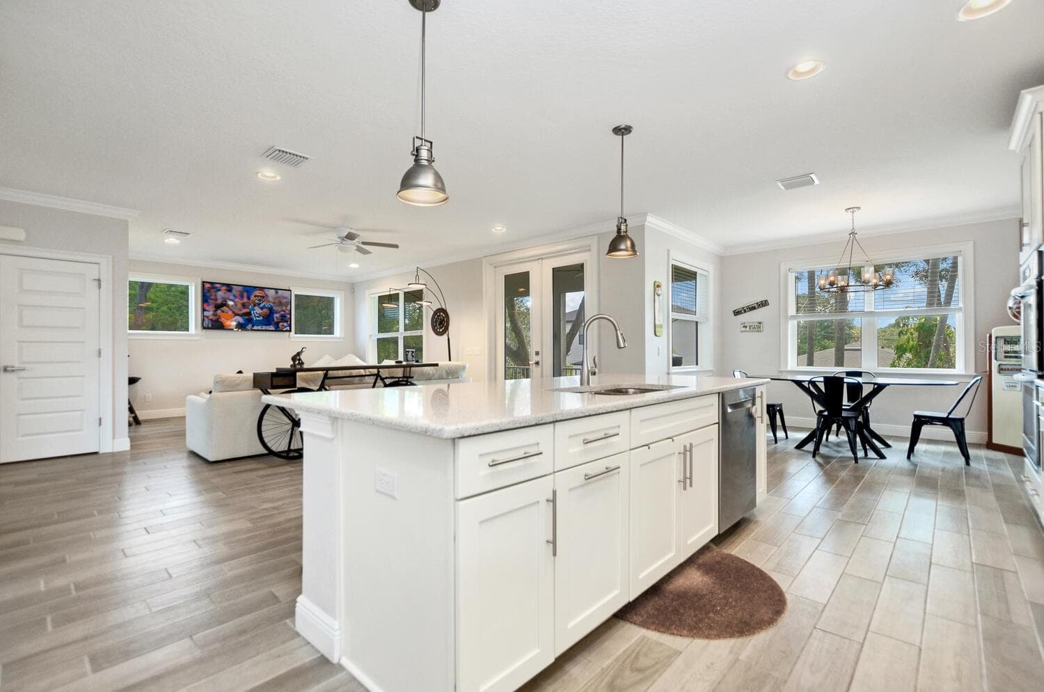 Single Family Residence at 7210 S MASCOTTE ST, TAMPA, photo 17 of 36