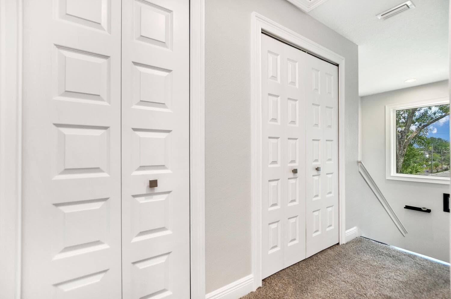 upstairs hallway - 7210 S MASCOTTE ST, TAMPA