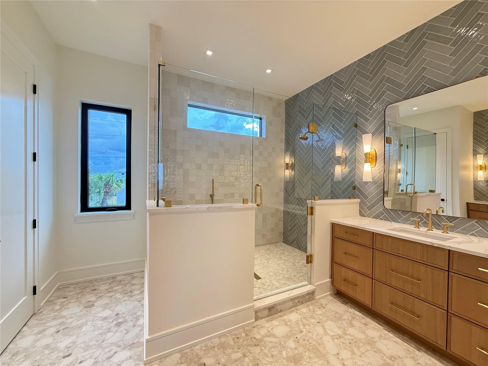 Primary Bath - 4643 VAN KLEECK DR, NEW SMYRNA BEACH
