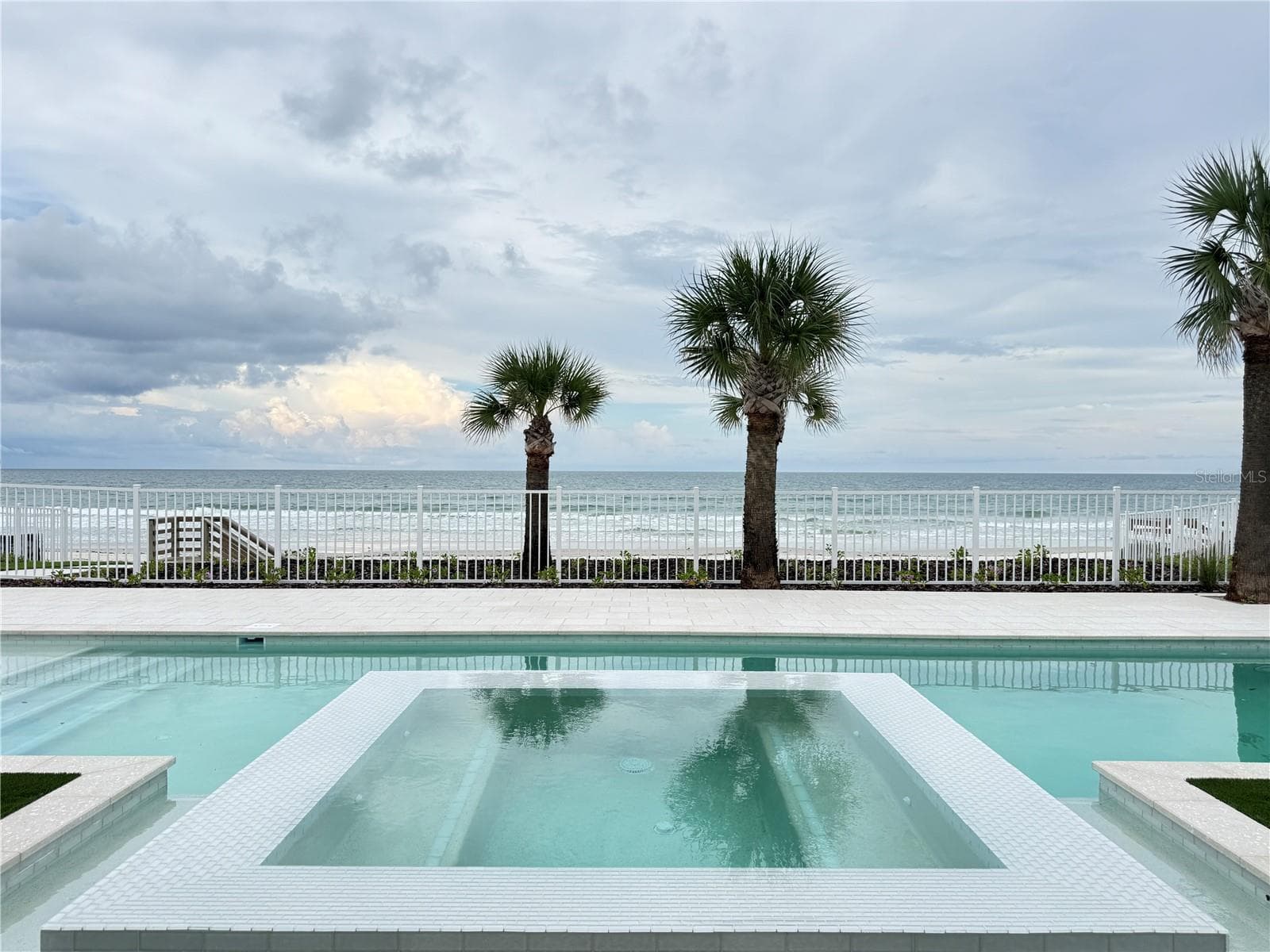 Pool & Spa - 4643 VAN KLEECK DR, NEW SMYRNA BEACH