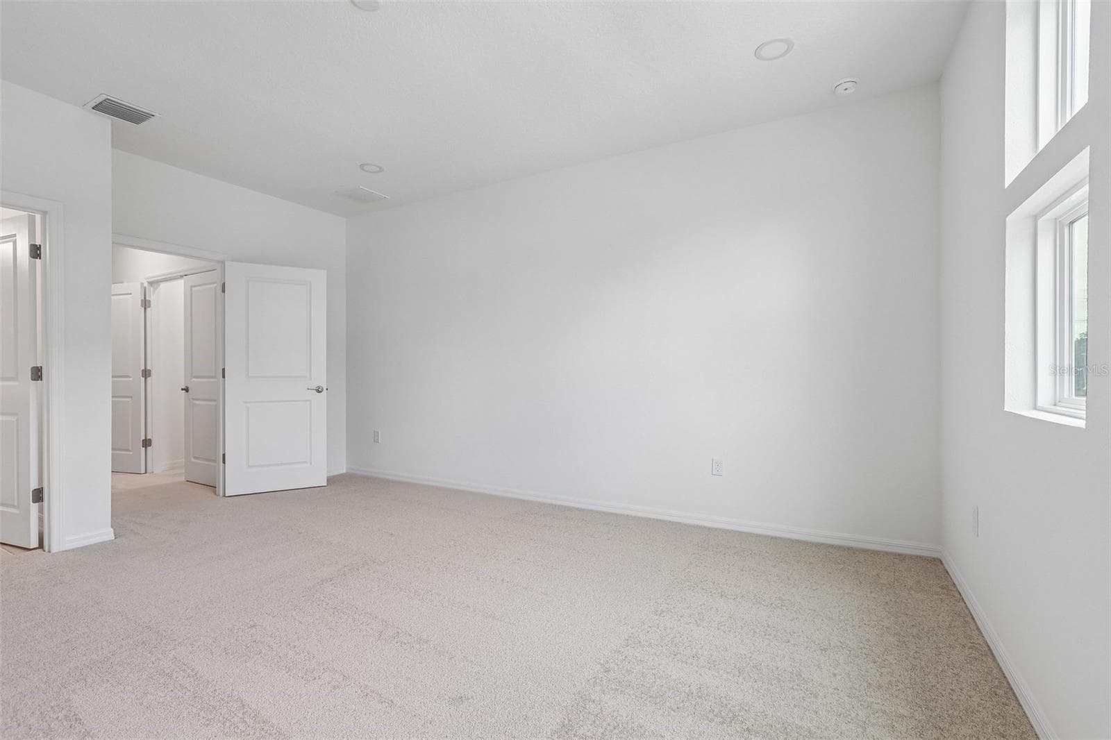 Townhouse at 607 SILVER STREAM CT, BRANDON, photo 26 of 34