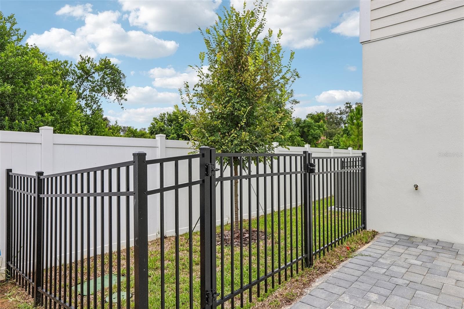 Townhouse at 607 SILVER STREAM CT, BRANDON, photo 34 of 34