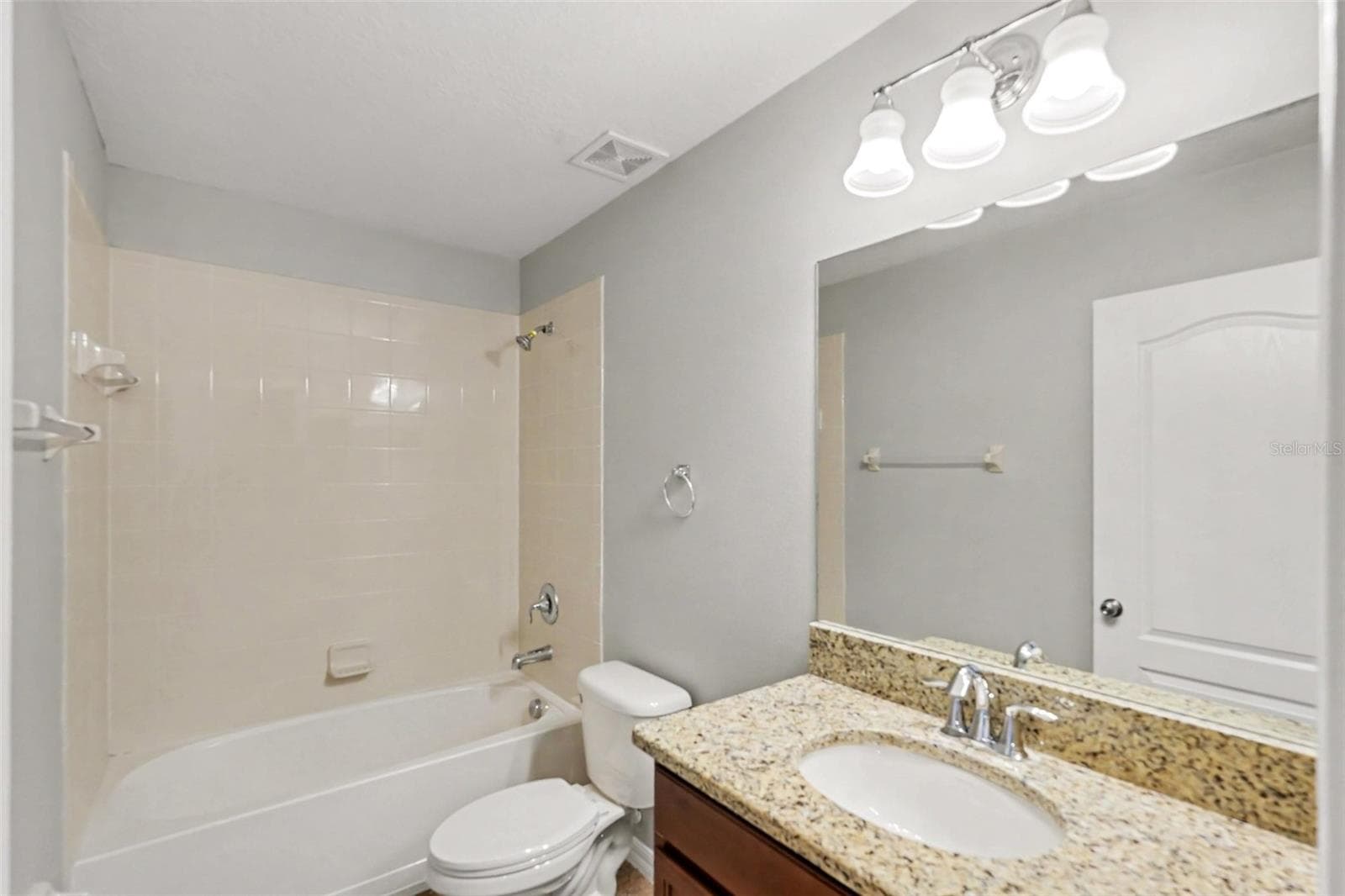 Single Family Residence at 1817 HARBOUR BLUE ST, RUSKIN, photo 12 of 15