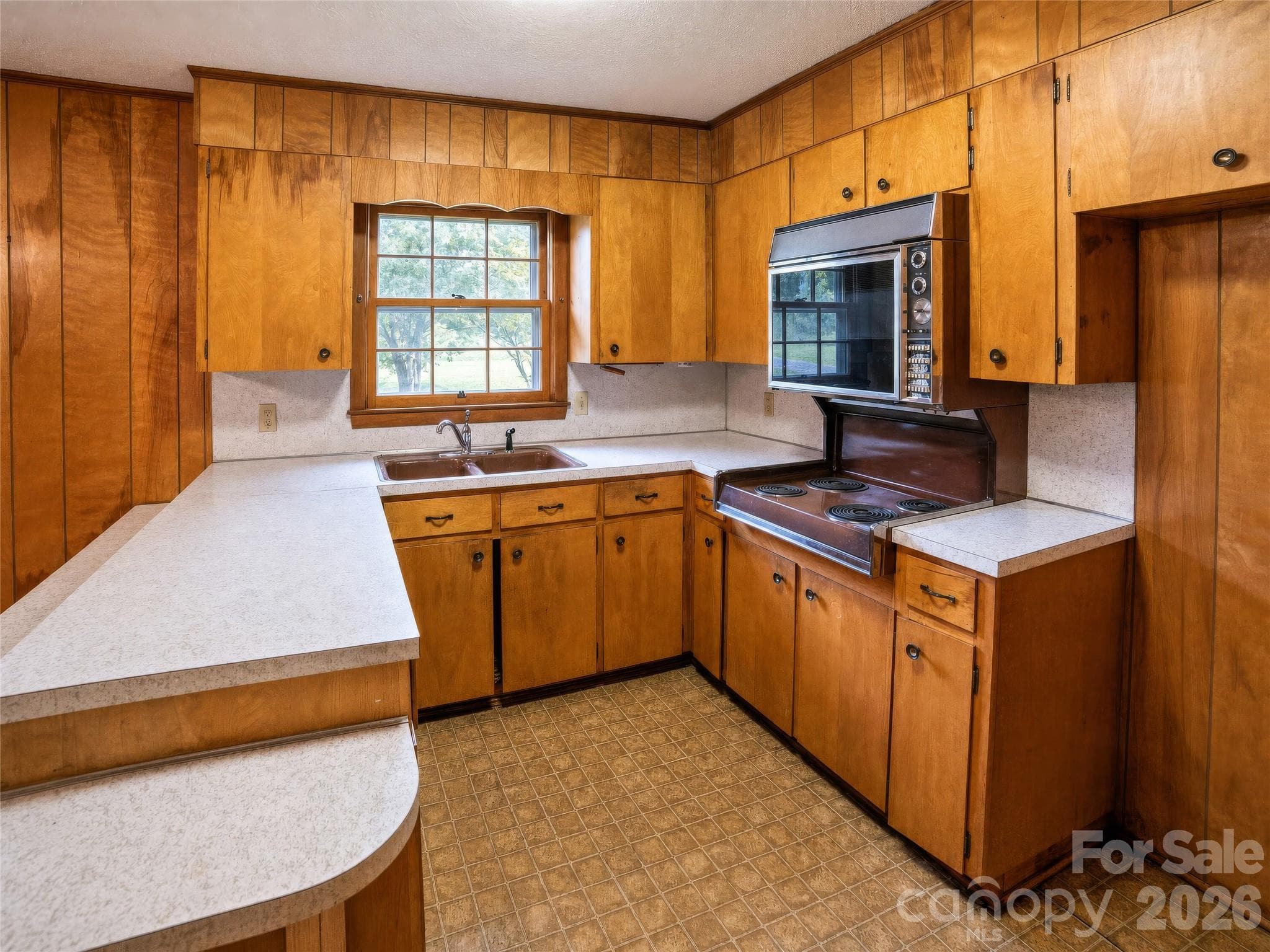 Single Family Residence at 1167 Piedmont Road, Morganton, photo 6 of 18