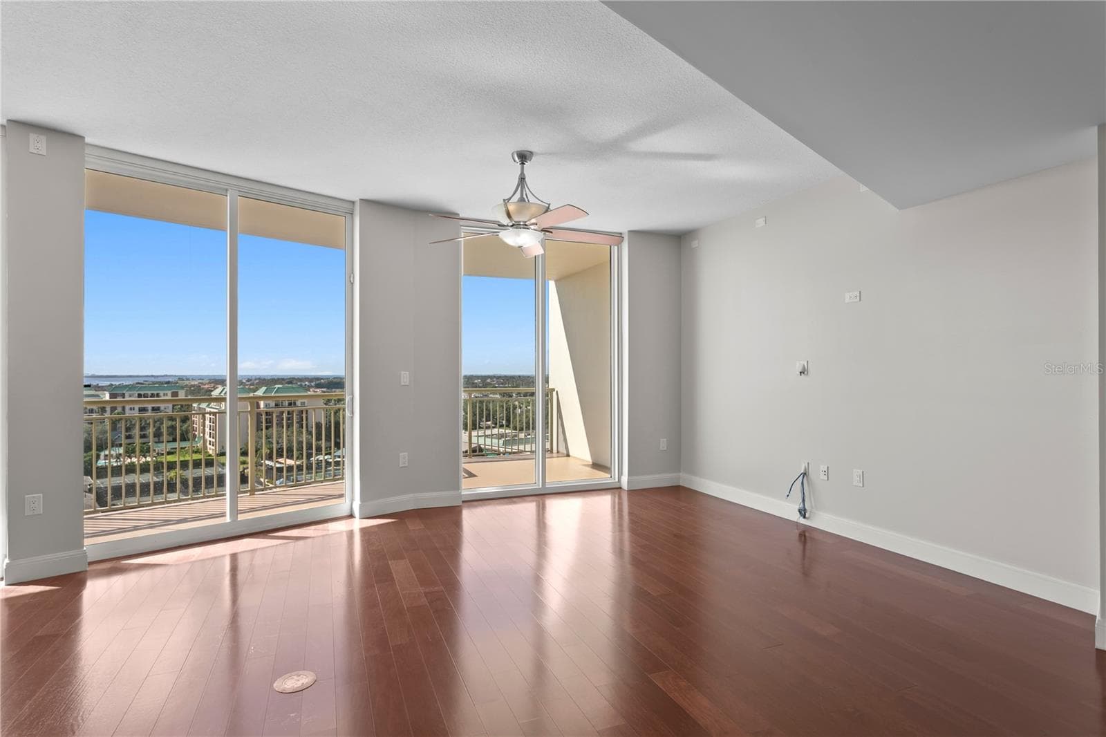 Condominium at 450 KNIGHTS RUN AVE #1004, TAMPA, photo 15 of 60
