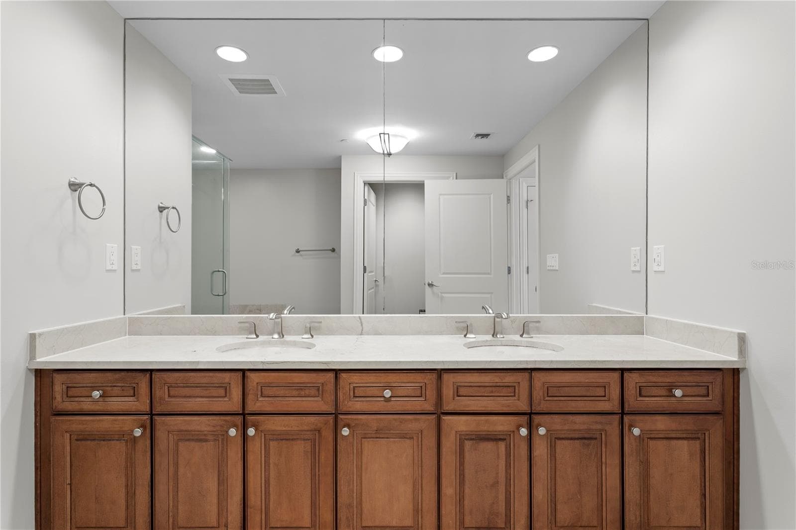 Condominium at 450 KNIGHTS RUN AVE #1004, TAMPA, photo 30 of 60