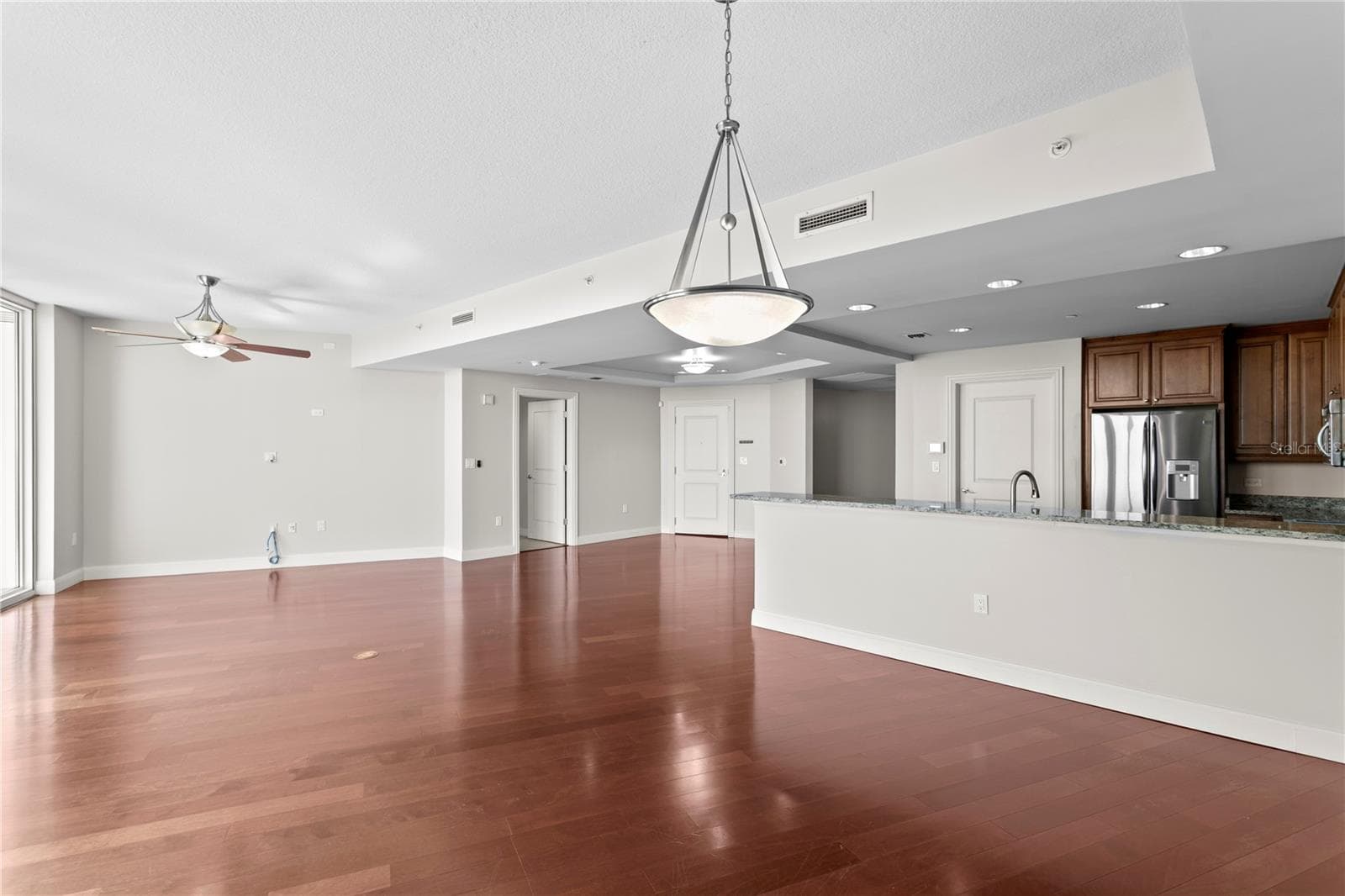 Condominium at 450 KNIGHTS RUN AVE #1004, TAMPA, photo 33 of 60
