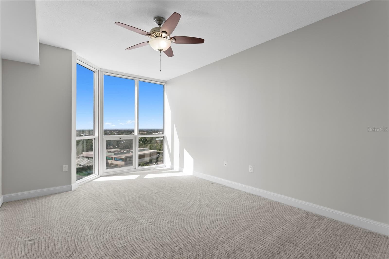 Condominium at 450 KNIGHTS RUN AVE #1004, TAMPA, photo 35 of 60