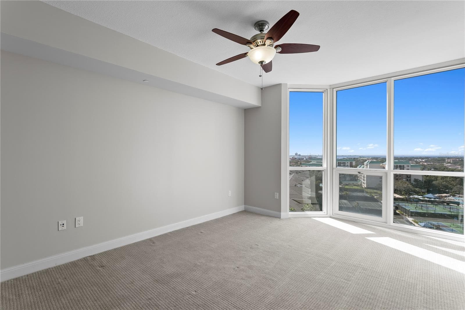 Condominium at 450 KNIGHTS RUN AVE #1004, TAMPA, photo 36 of 60
