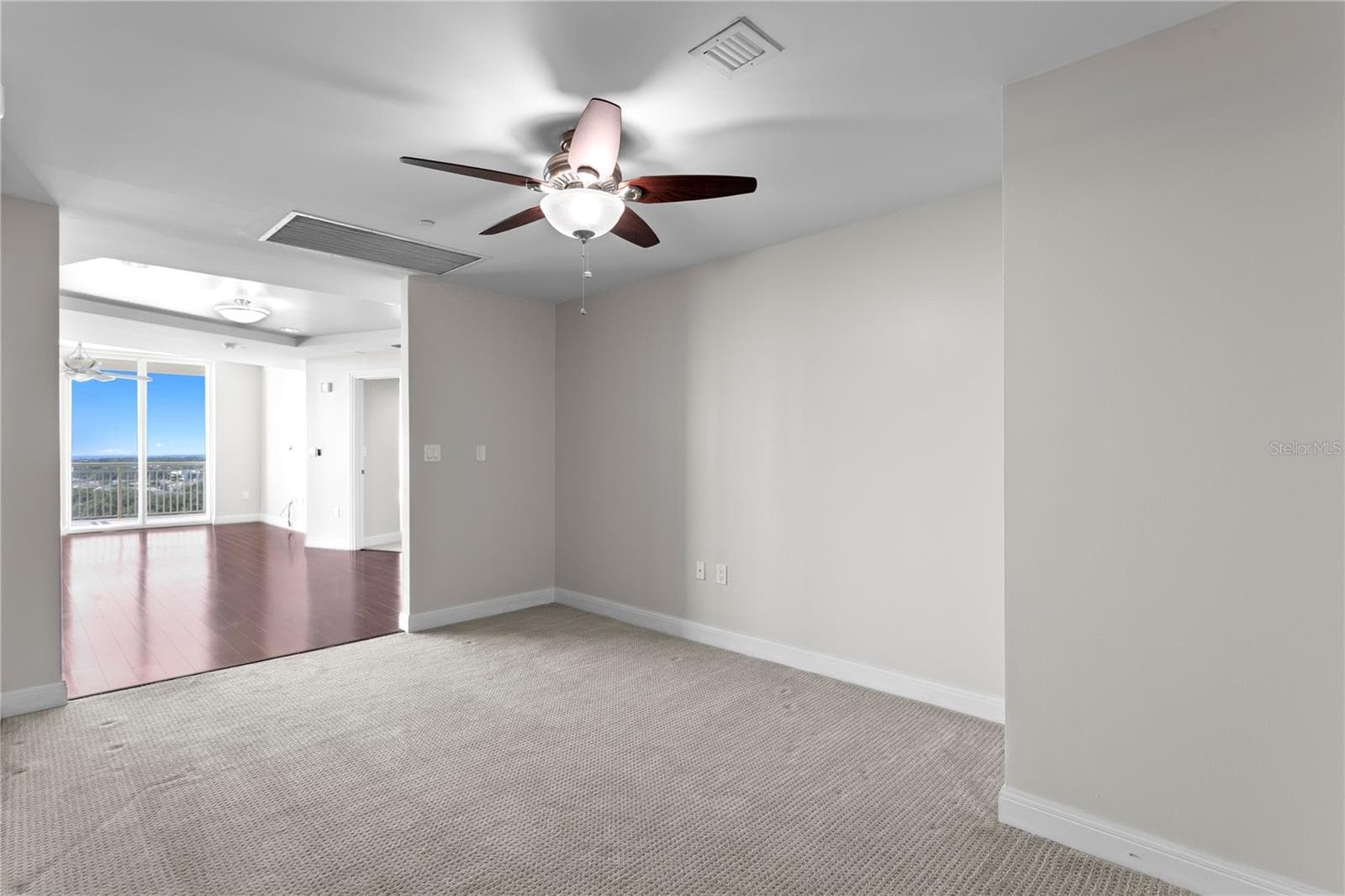 Condominium at 450 KNIGHTS RUN AVE #1004, TAMPA, photo 44 of 60