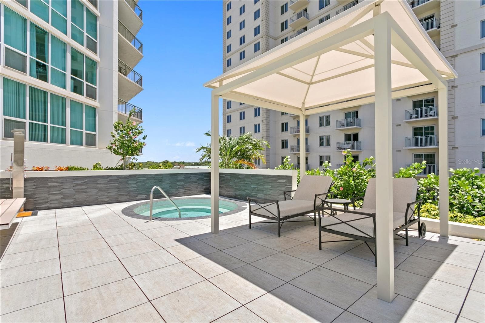 Condominium at 450 KNIGHTS RUN AVE #1004, TAMPA, photo 52 of 60