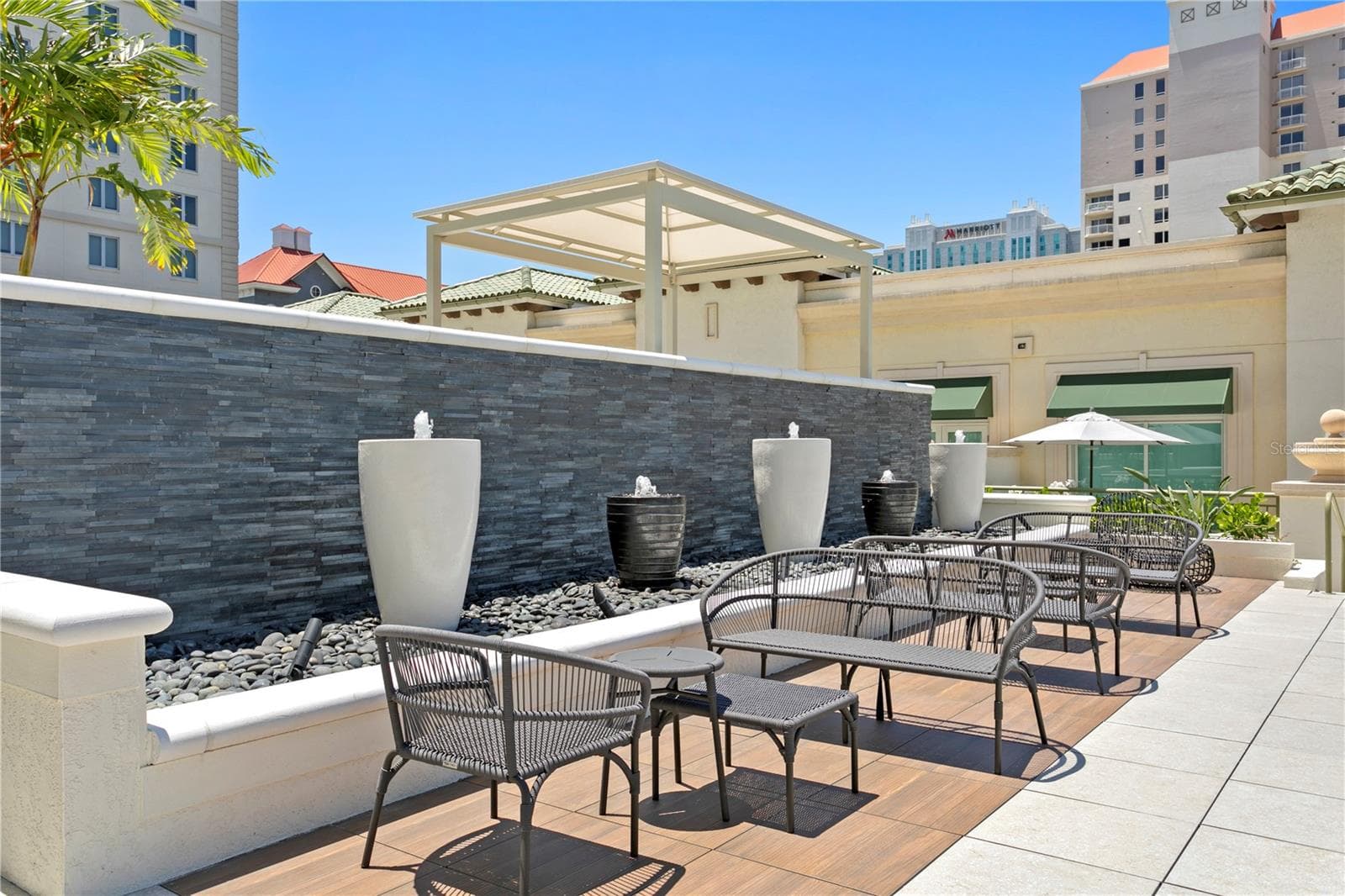 Condominium at 450 KNIGHTS RUN AVE #1004, TAMPA, photo 54 of 60