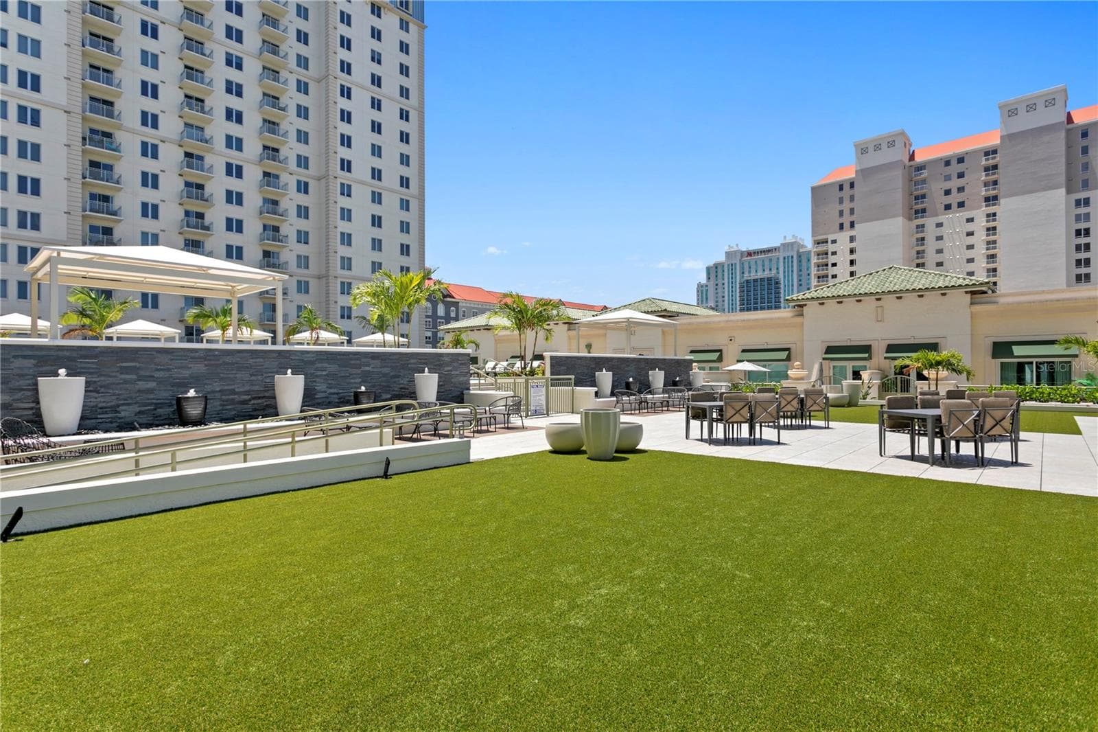 Condominium at 450 KNIGHTS RUN AVE #1004, TAMPA, photo 55 of 60