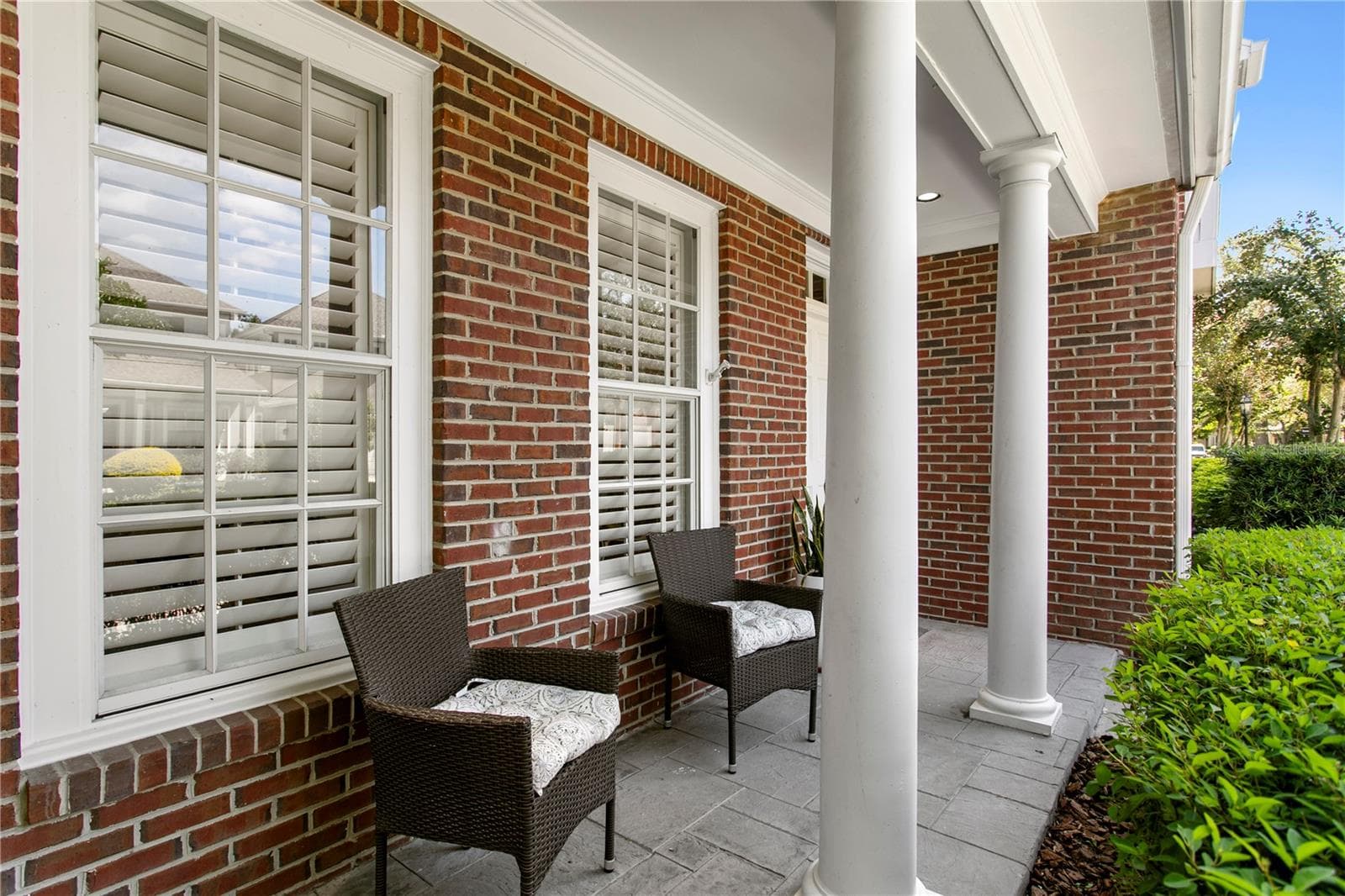 Front Porch - 908 HARBOUR BAY DR, TAMPA
