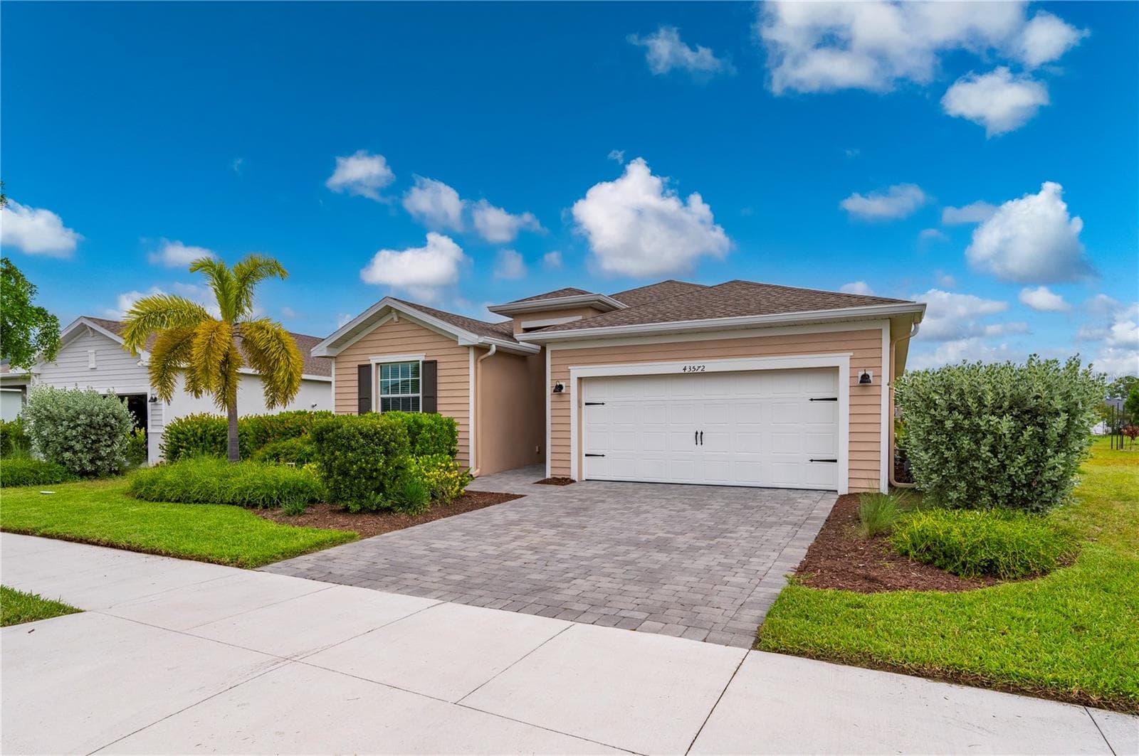 Single Family Residence at 43572 TREADWAY DR, PUNTA GORDA, photo 3 of 86
