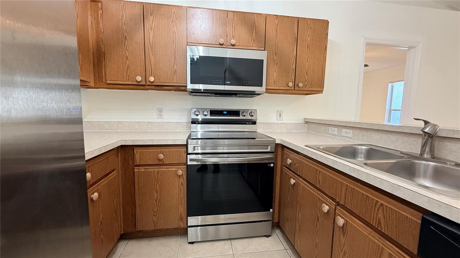 Townhouse at 1175 JADE EAST LN, KISSIMMEE, photo 13 of 37