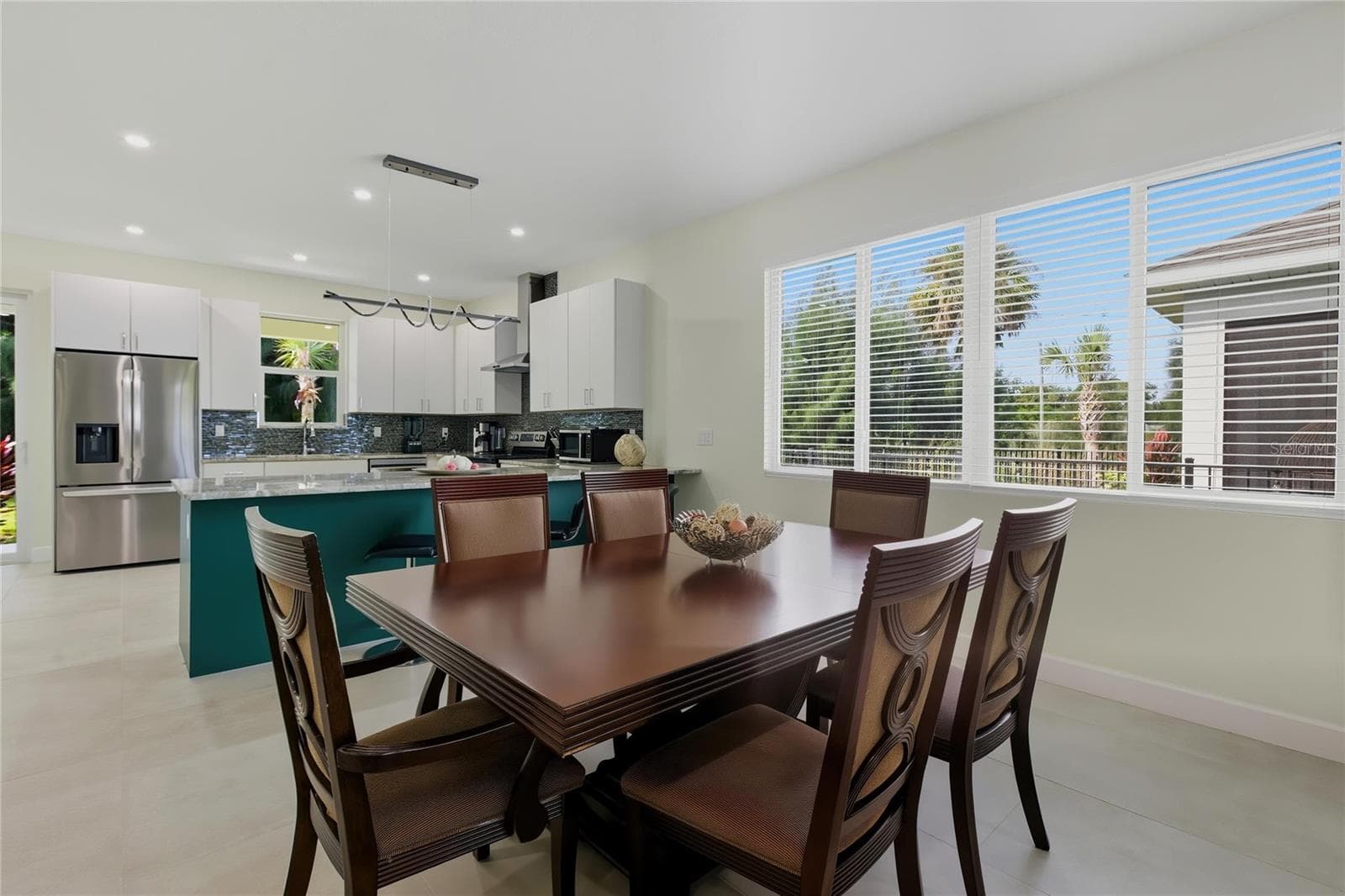 Single Family Residence at 5316 ALTOONA ST, SARASOTA, photo 9 of 39