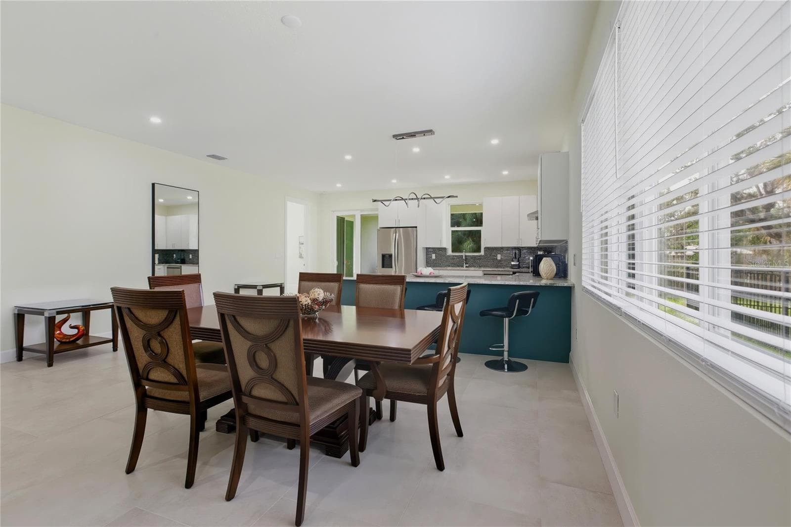 Single Family Residence at 5316 ALTOONA ST, SARASOTA, photo 10 of 39