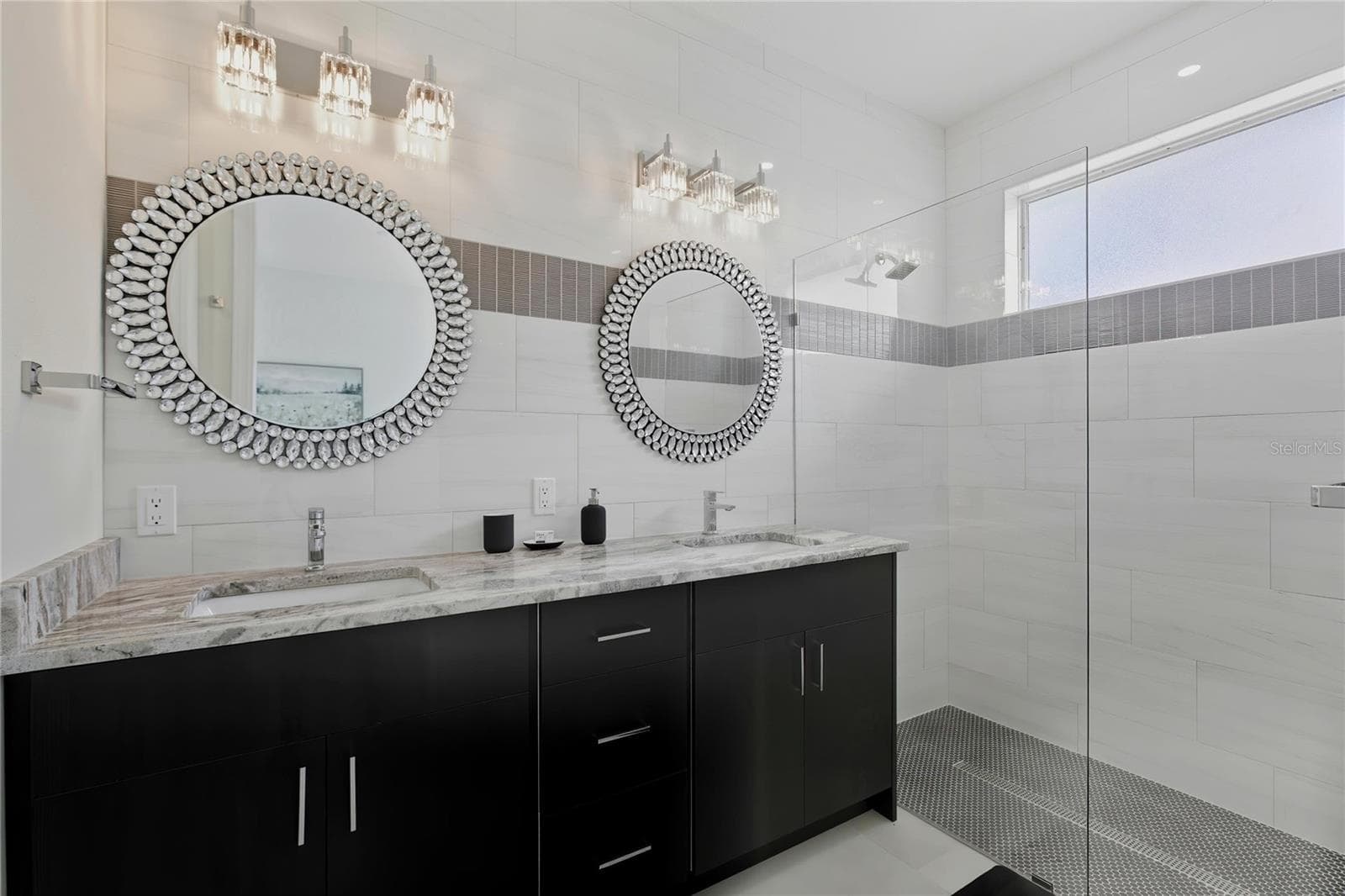 Single Family Residence at 5316 ALTOONA ST, SARASOTA, photo 21 of 39