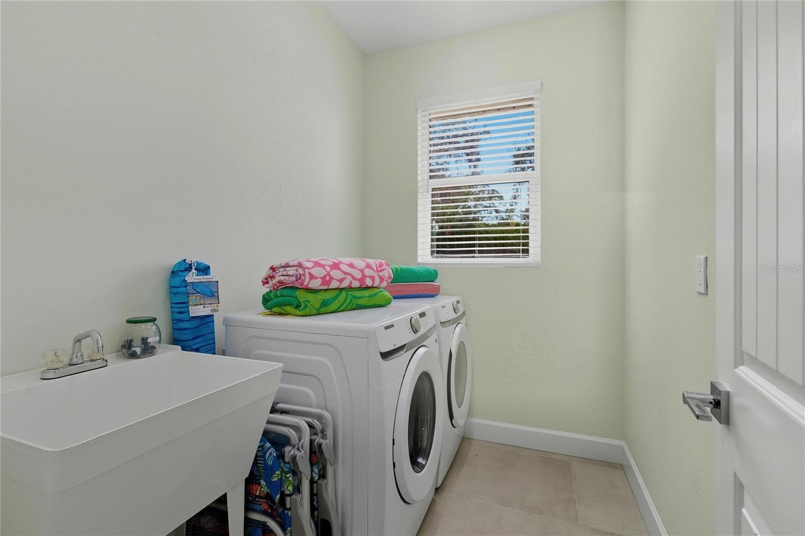Single Family Residence at 5316 ALTOONA ST, SARASOTA, photo 28 of 39