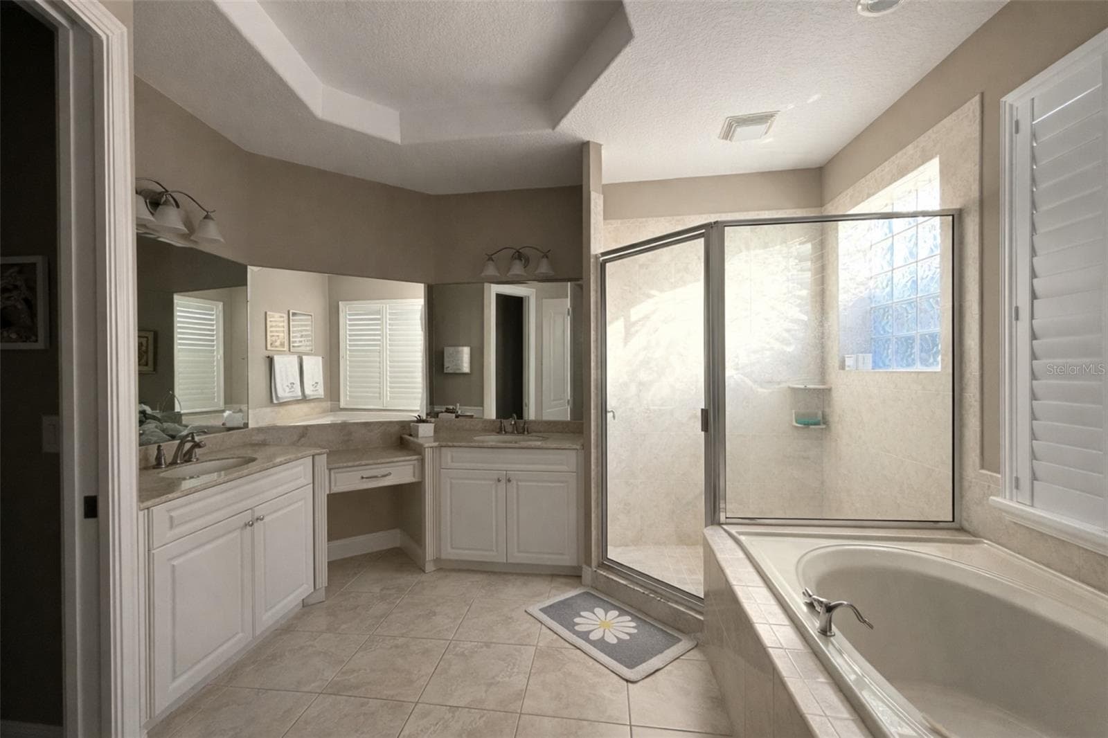 Single Family Residence at 10127 TRIA DR, WEEKI WACHEE, photo 6 of 23