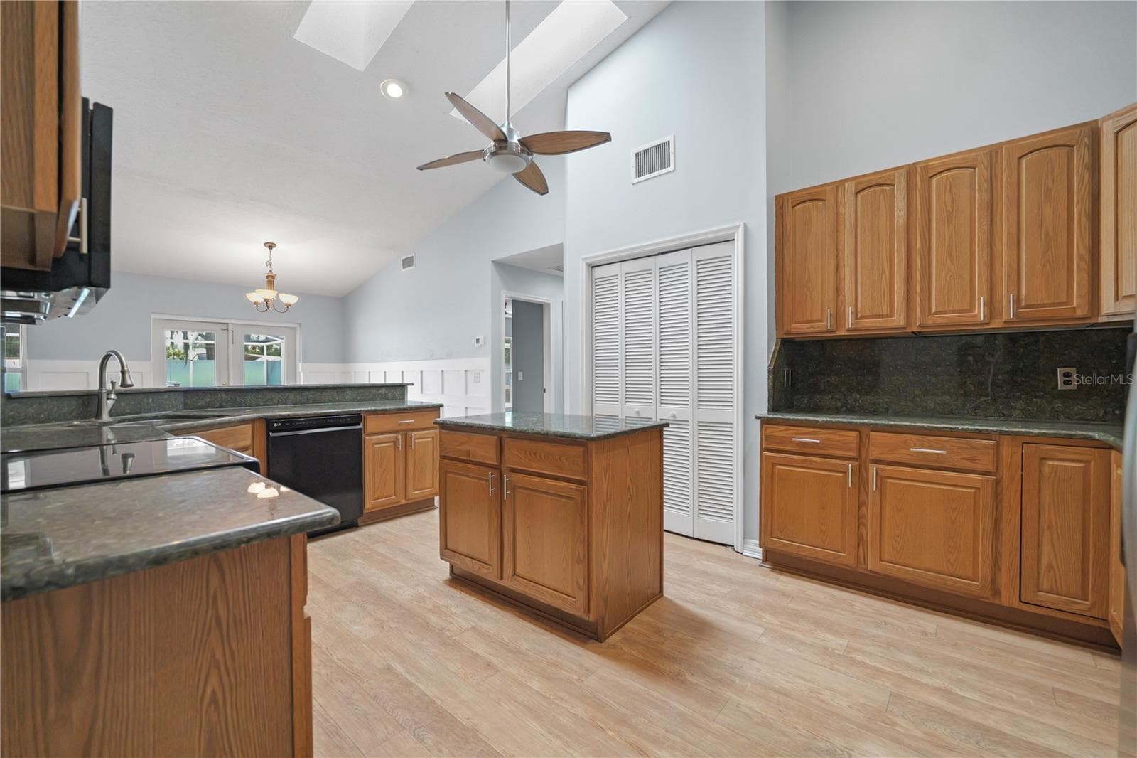 Single Family Residence at 3809 HANOVER HILL DR, VALRICO, photo 11 of 44