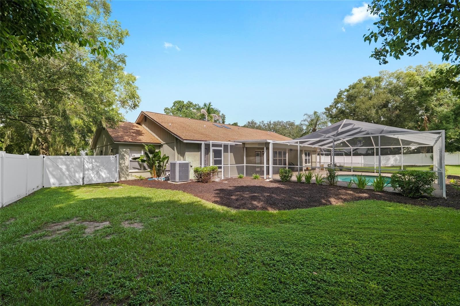 Single Family Residence at 3809 HANOVER HILL DR, VALRICO, photo 38 of 44