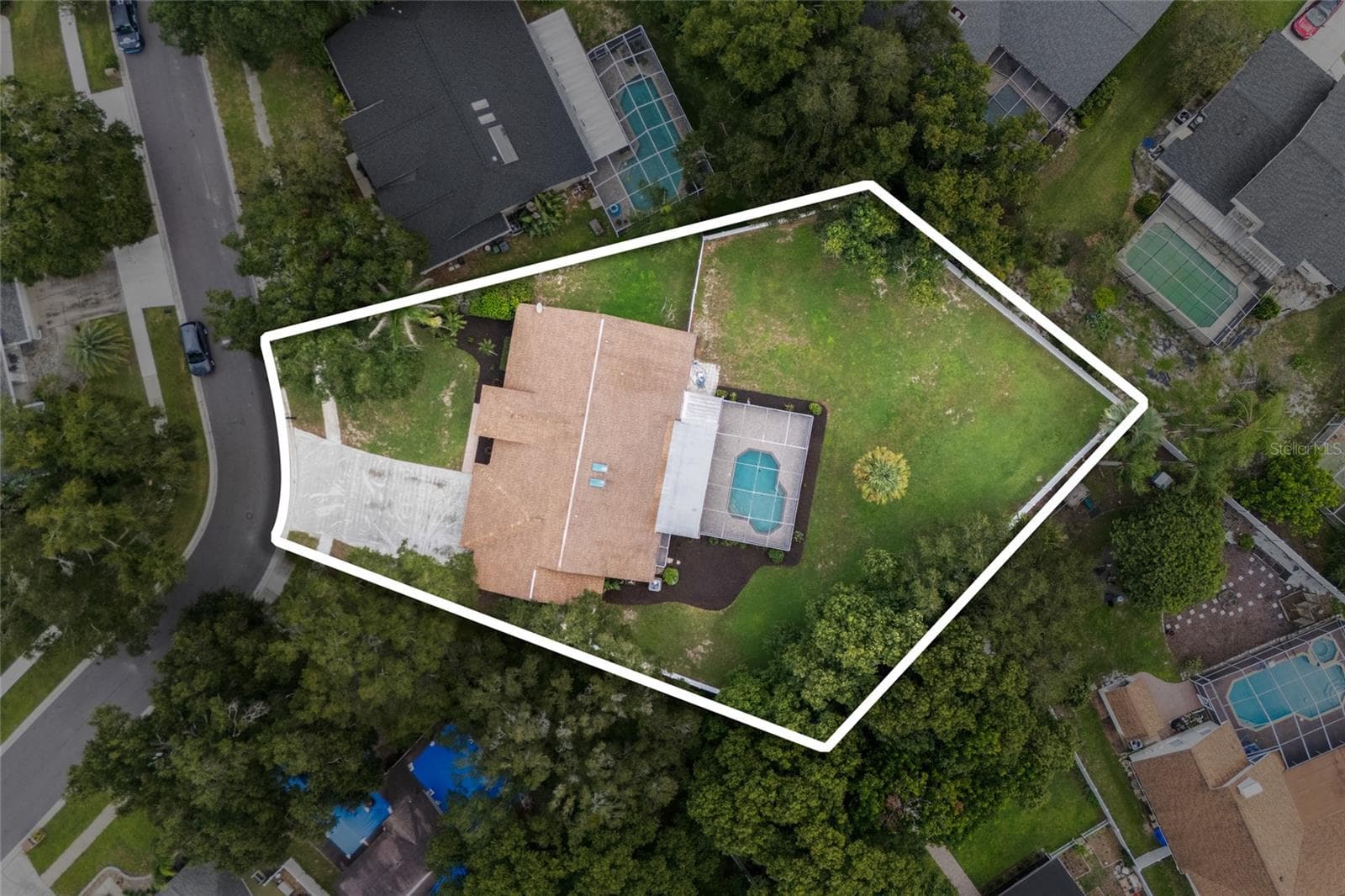Single Family Residence at 3809 HANOVER HILL DR, VALRICO, photo 42 of 44