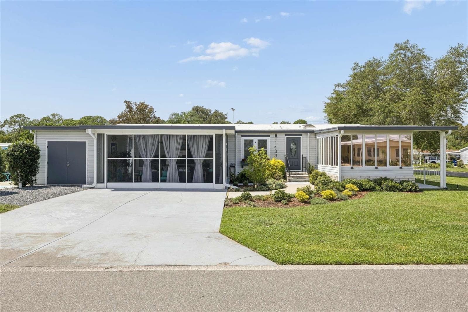 1433 ELKHART CIR