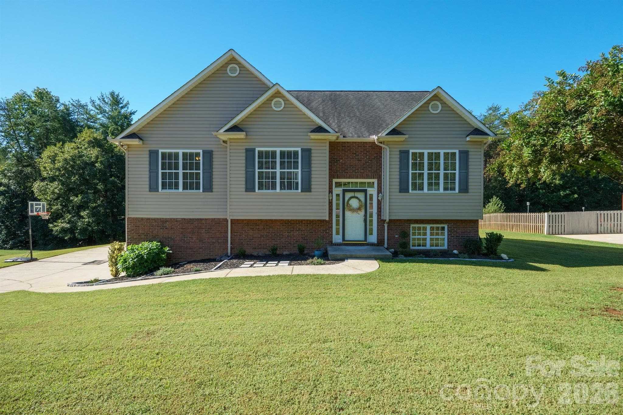 9530 Driftwood Court