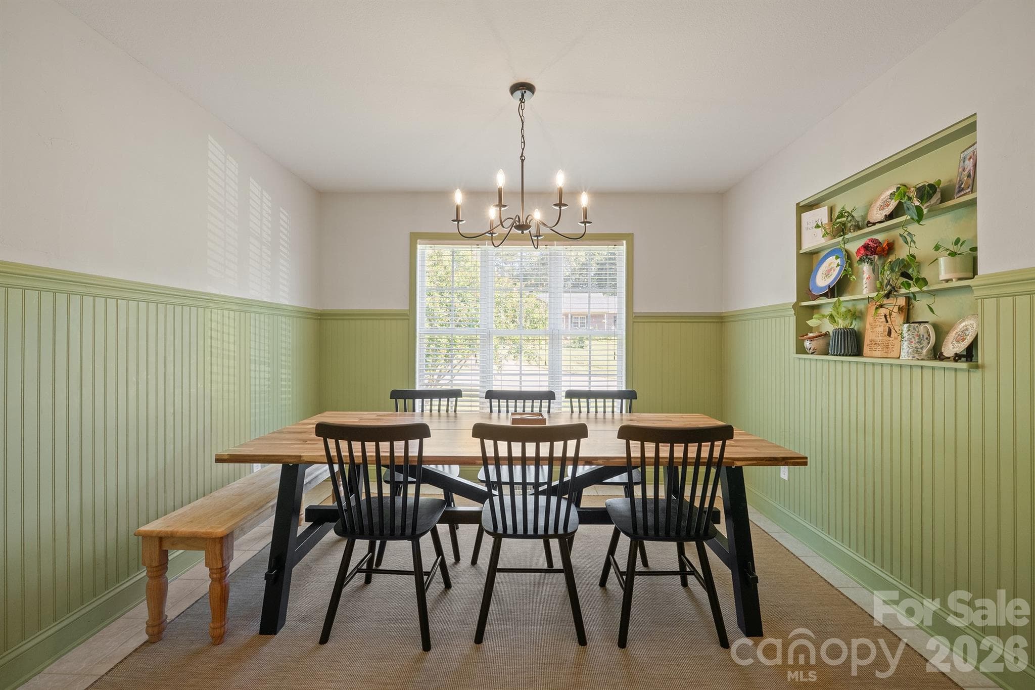 Single Family Residence at 9530 Driftwood Court, Hickory, photo 13 of 47