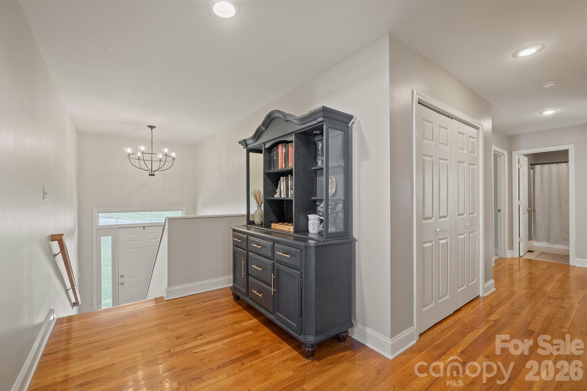 Single Family Residence at 9530 Driftwood Court, Hickory, photo 17 of 47