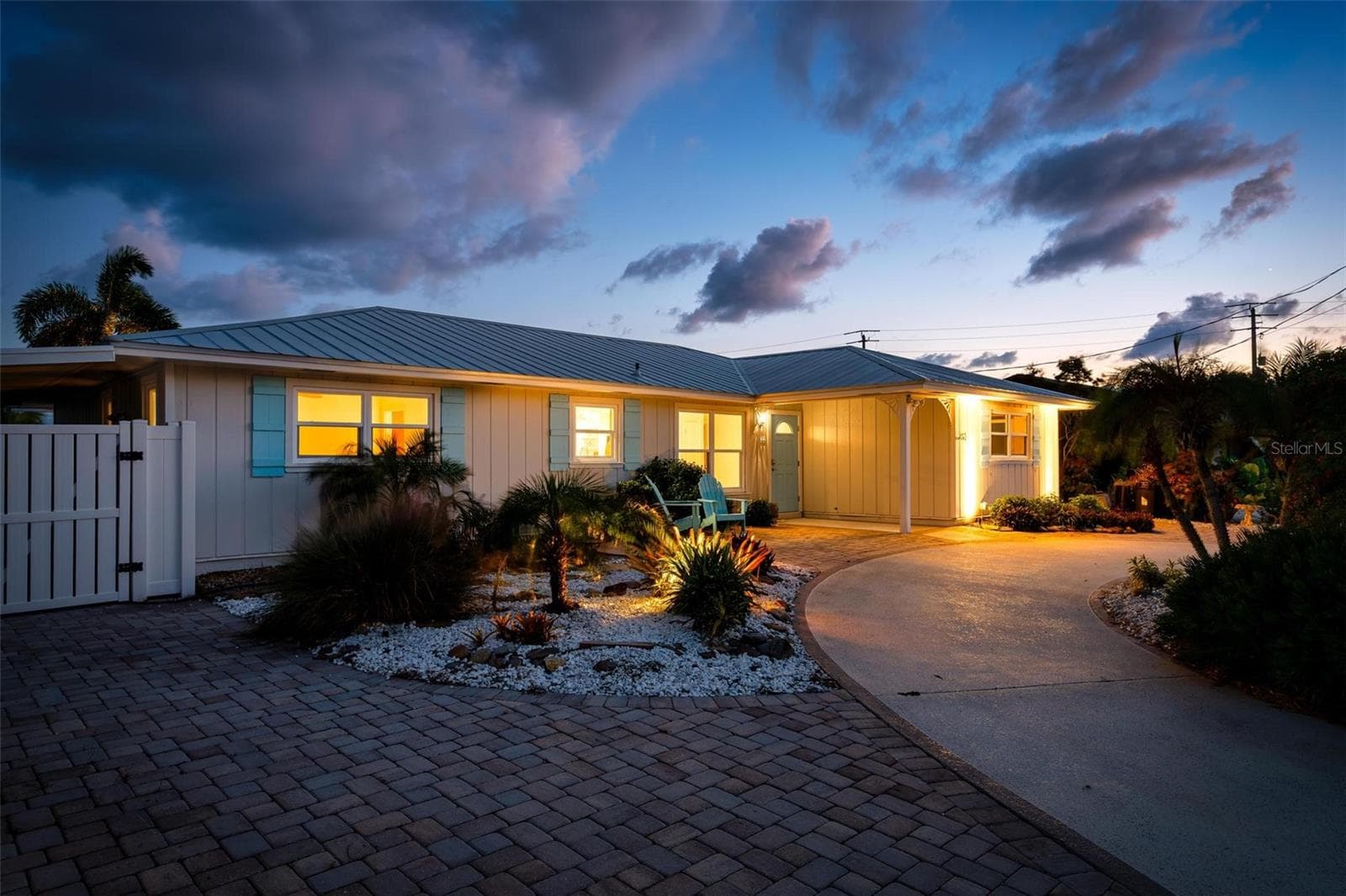 Front elevation with circular driveway - 503 65TH ST, HOLMES BEACH
