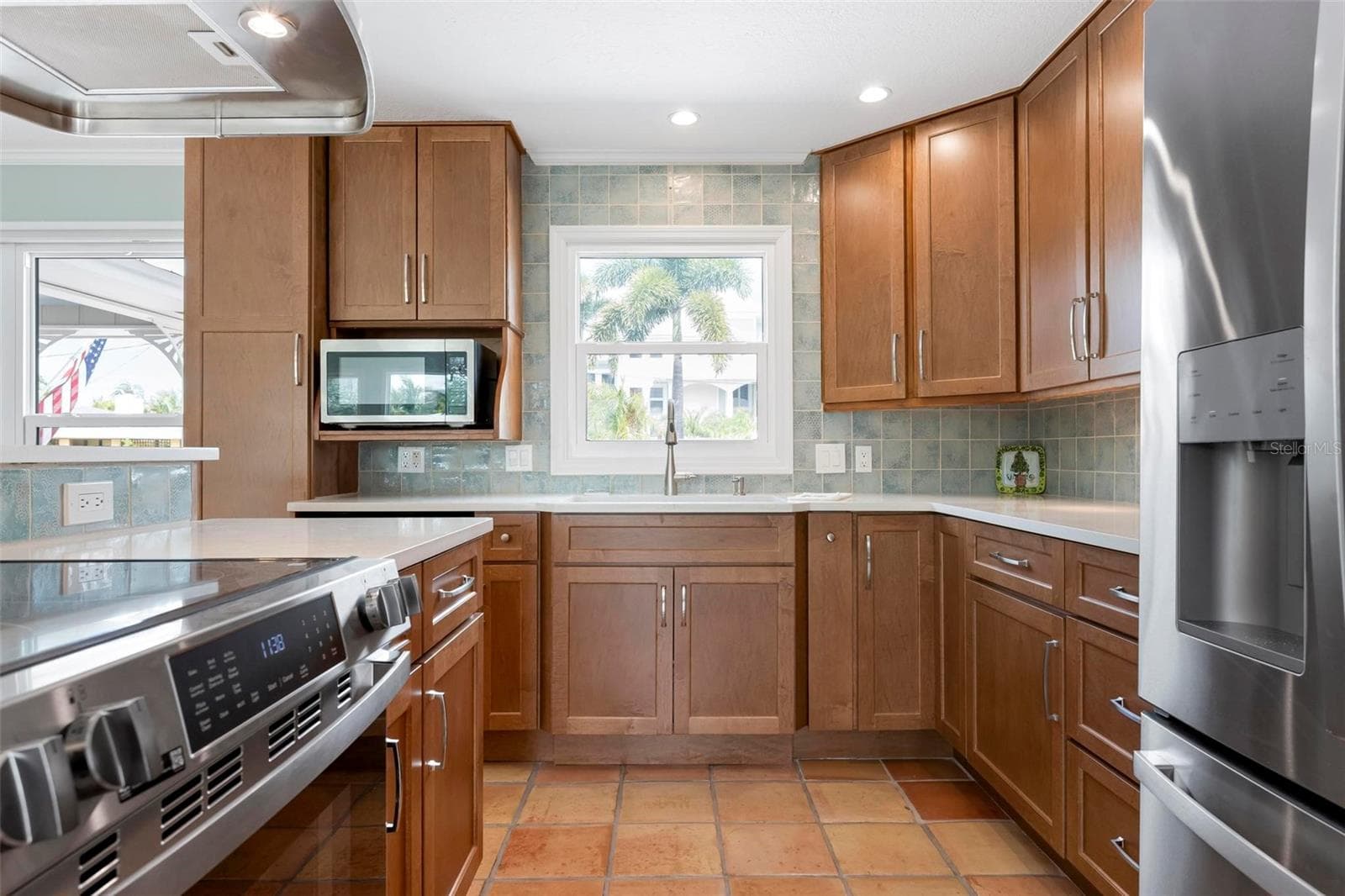 Single Family Residence at 503 65TH ST, HOLMES BEACH, photo 20 of 64