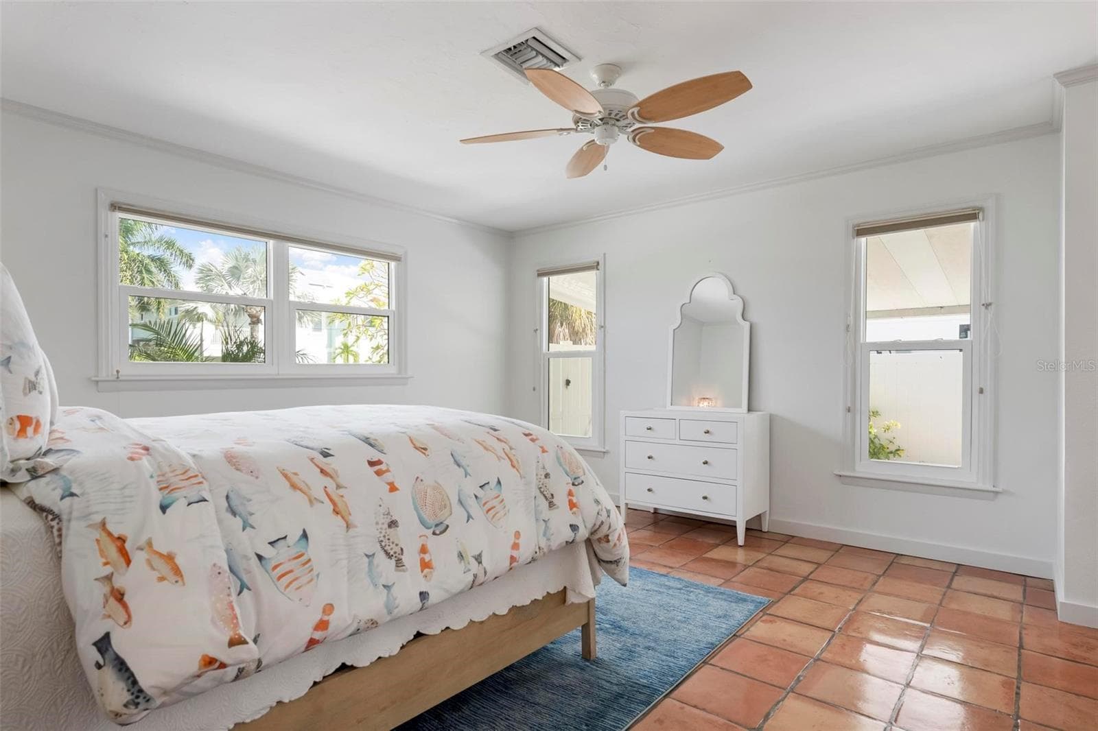 Primary bedroom with ensuite bathroom - 503 65TH ST, HOLMES BEACH