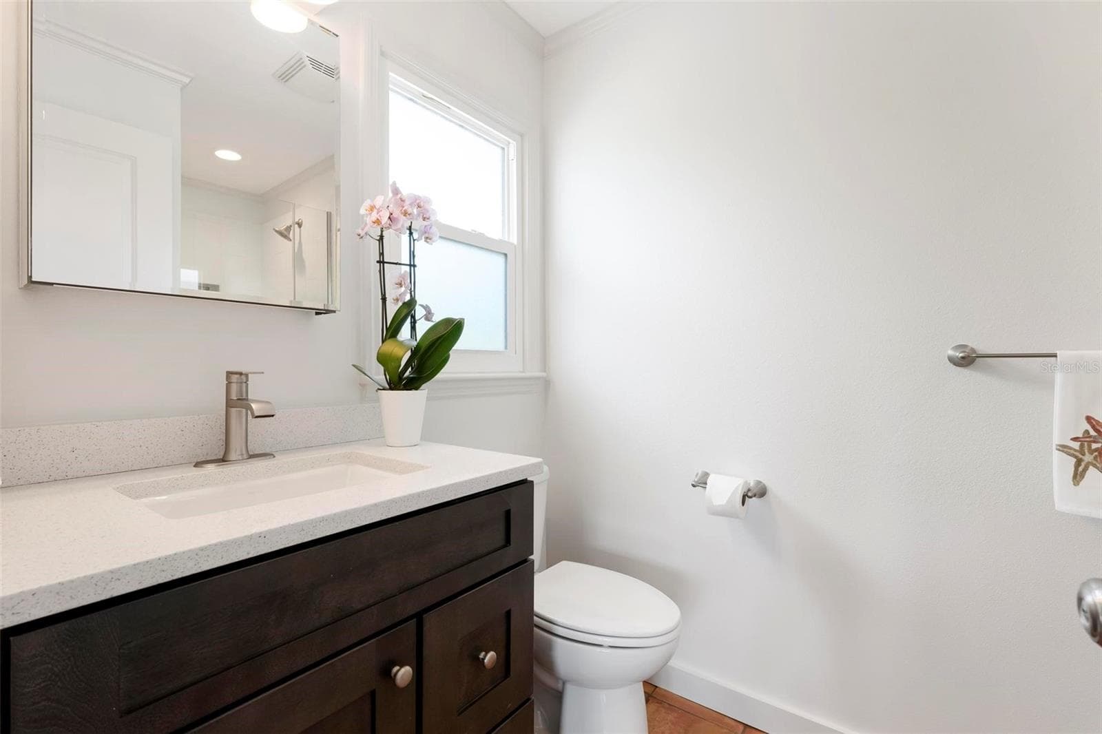 Second bathroom with shower. - 503 65TH ST, HOLMES BEACH
