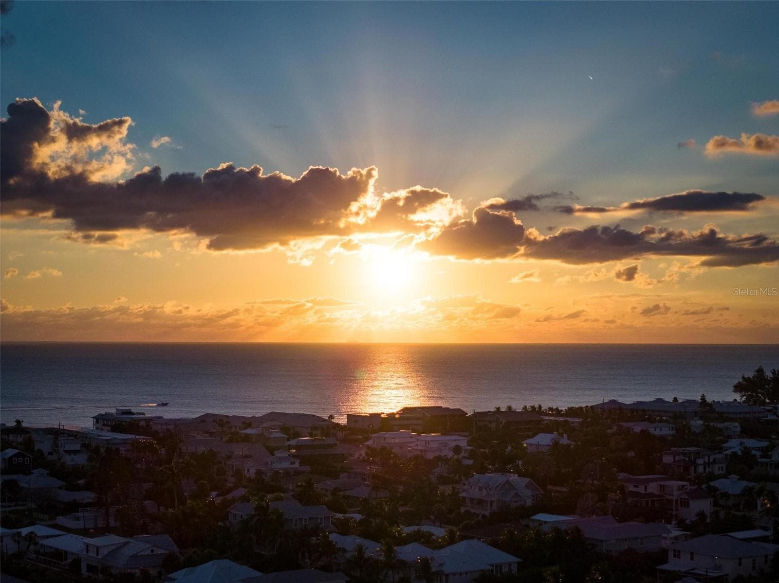 Sunsets over the gulf - 503 65TH ST, HOLMES BEACH