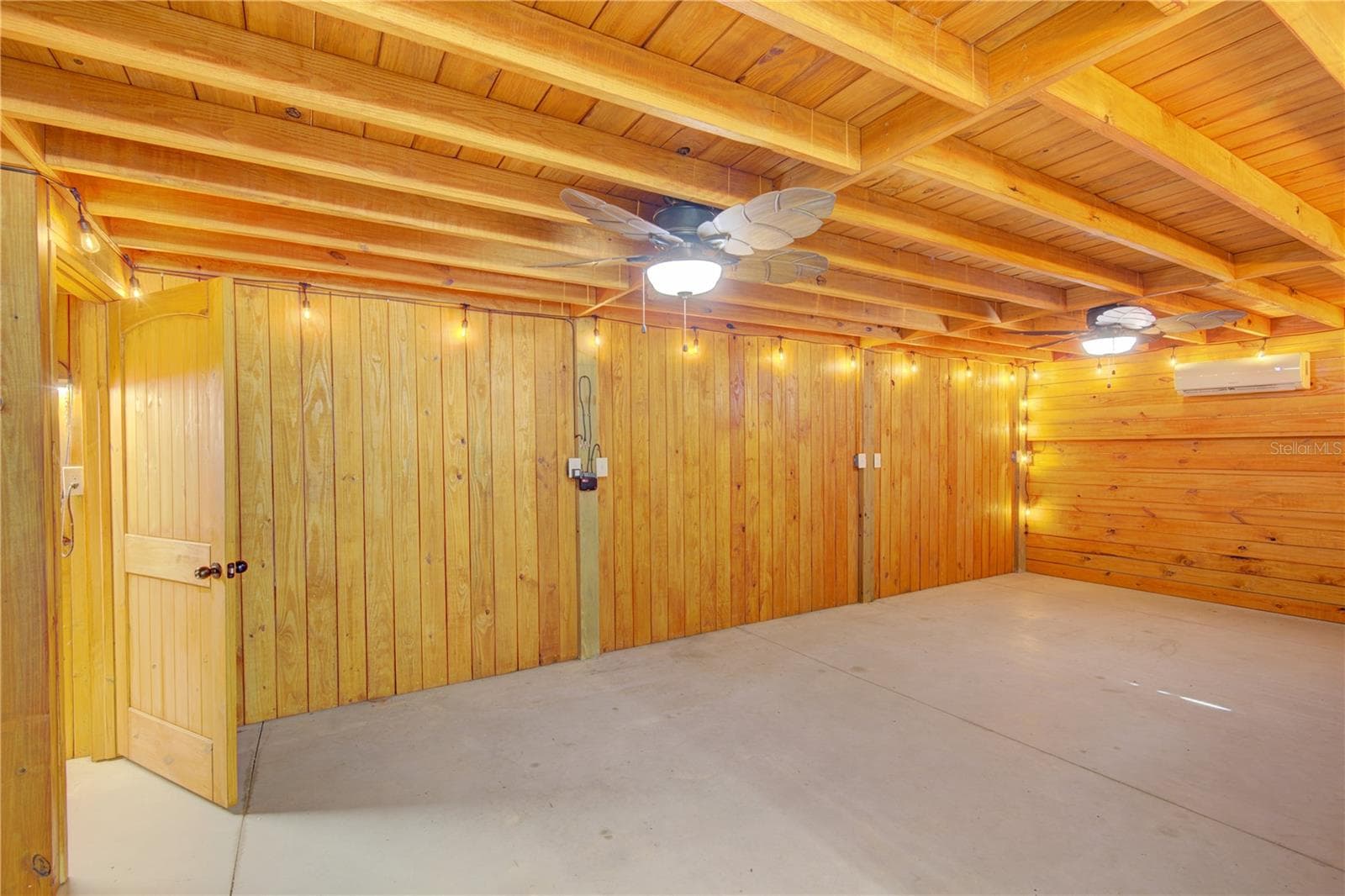 Manufactured Home at 420 SMITH RD, OSTEEN, photo 28 of 77