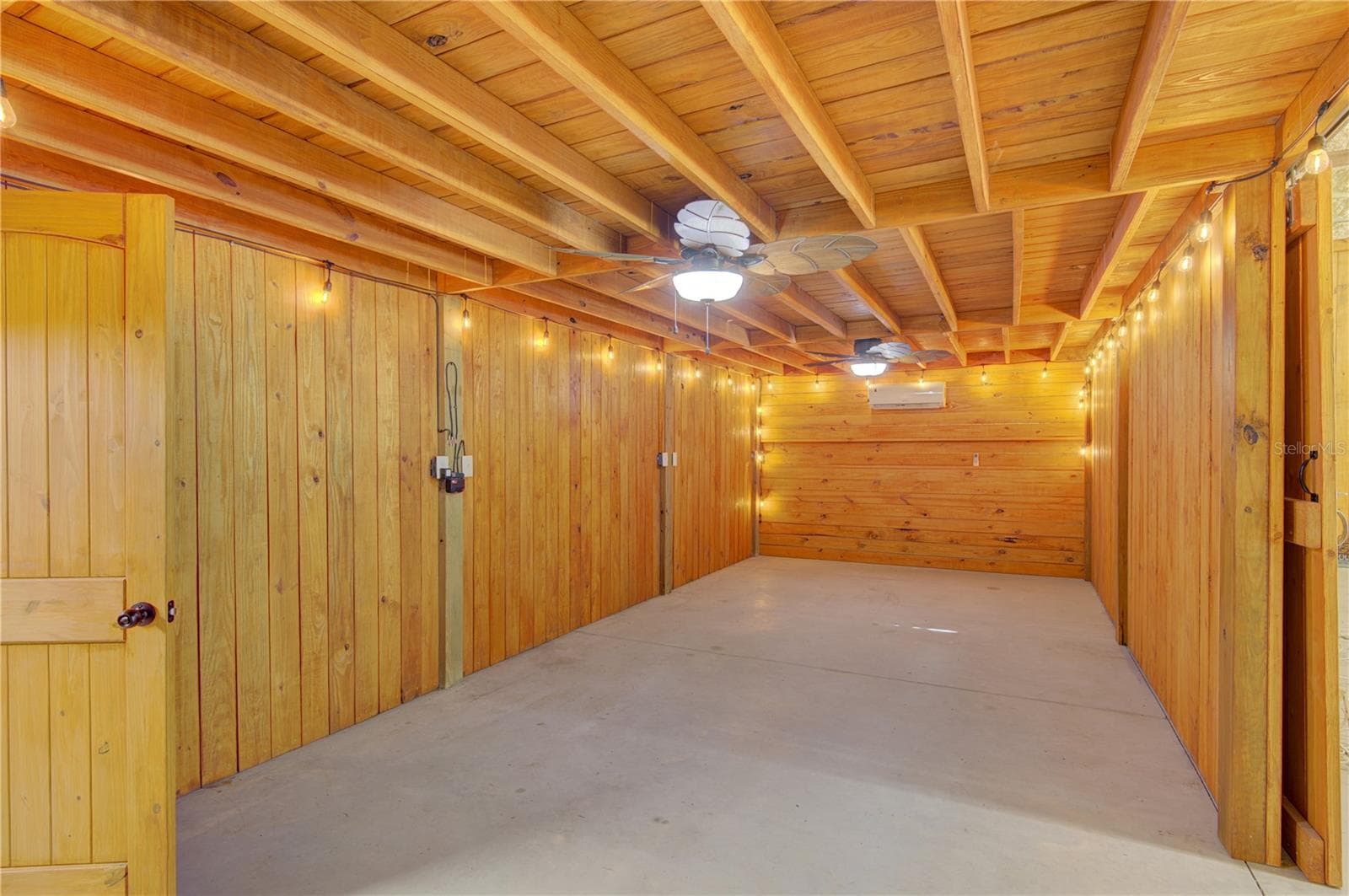 Manufactured Home at 420 SMITH RD, OSTEEN, photo 29 of 77