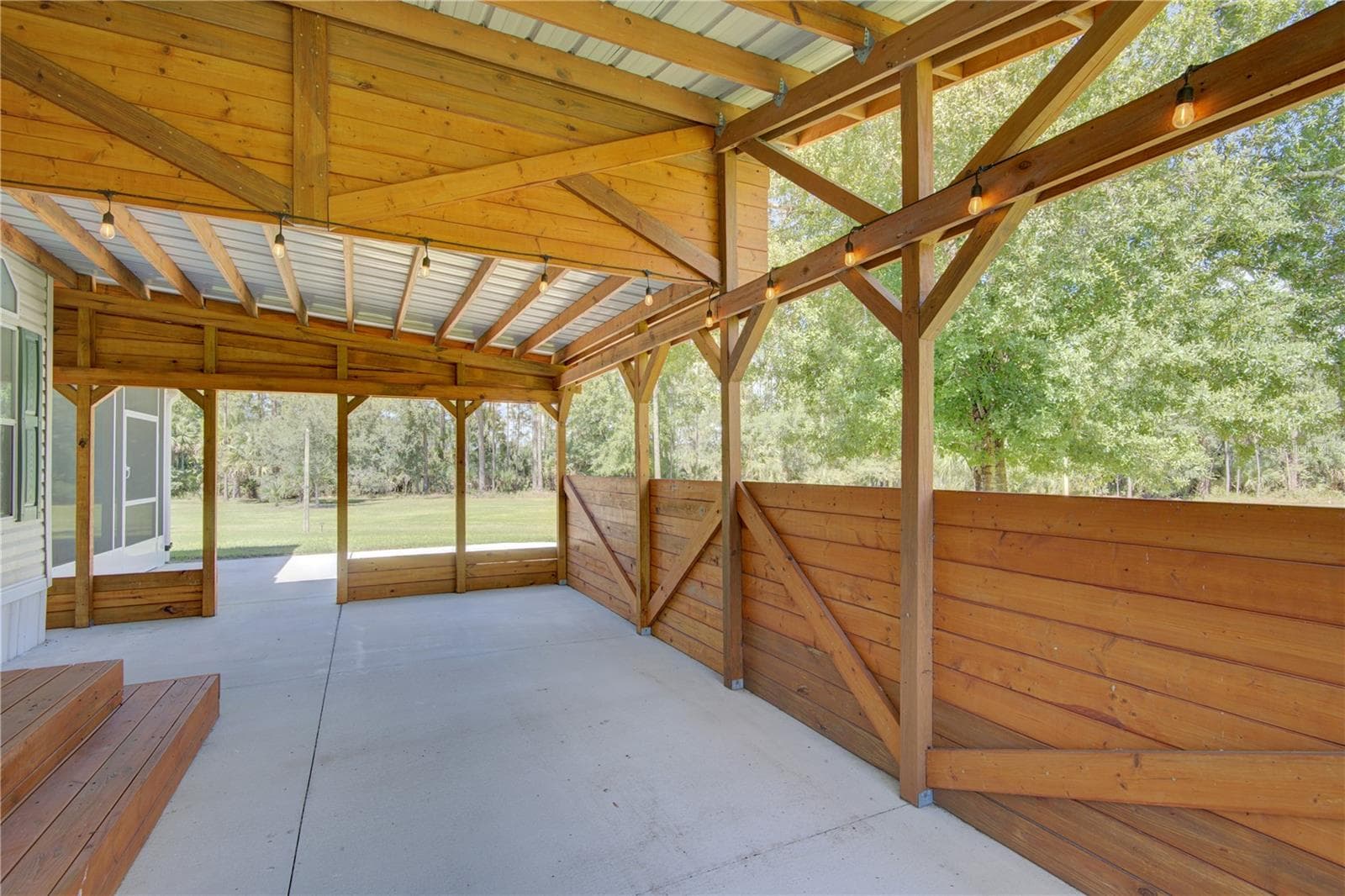 Manufactured Home at 420 SMITH RD, OSTEEN, photo 47 of 77