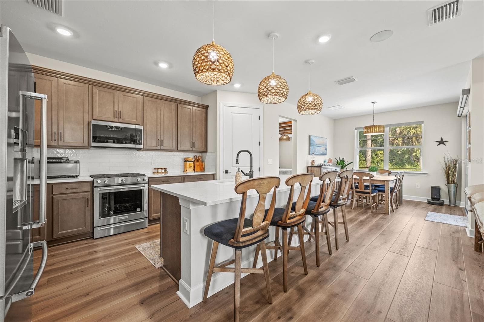 Single Family Residence at 7629 PARADISE TREE DR, NORTH FORT MYERS, photo 5 of 41