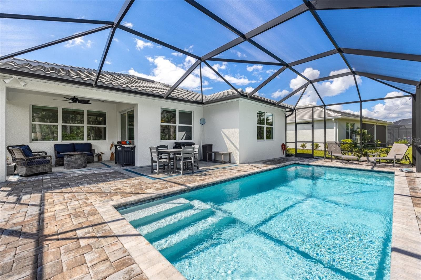 Single Family Residence at 7629 PARADISE TREE DR, NORTH FORT MYERS, photo 15 of 41