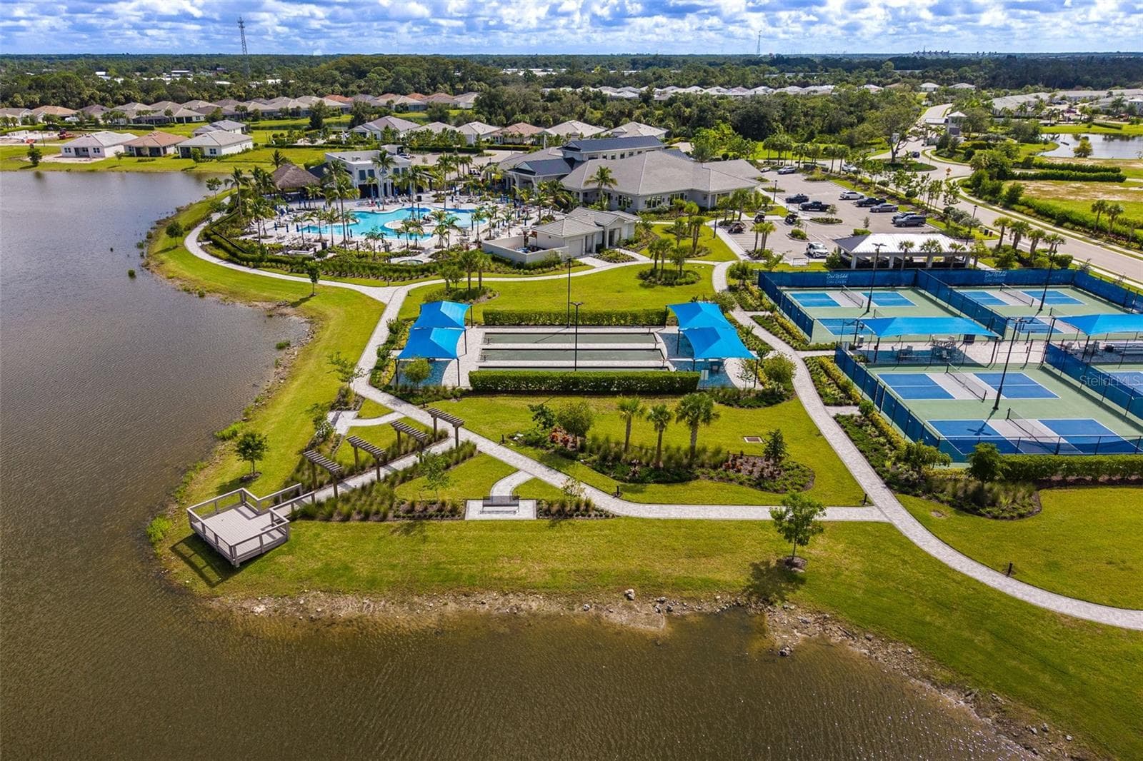 Single Family Residence at 7629 PARADISE TREE DR, NORTH FORT MYERS, photo 31 of 41