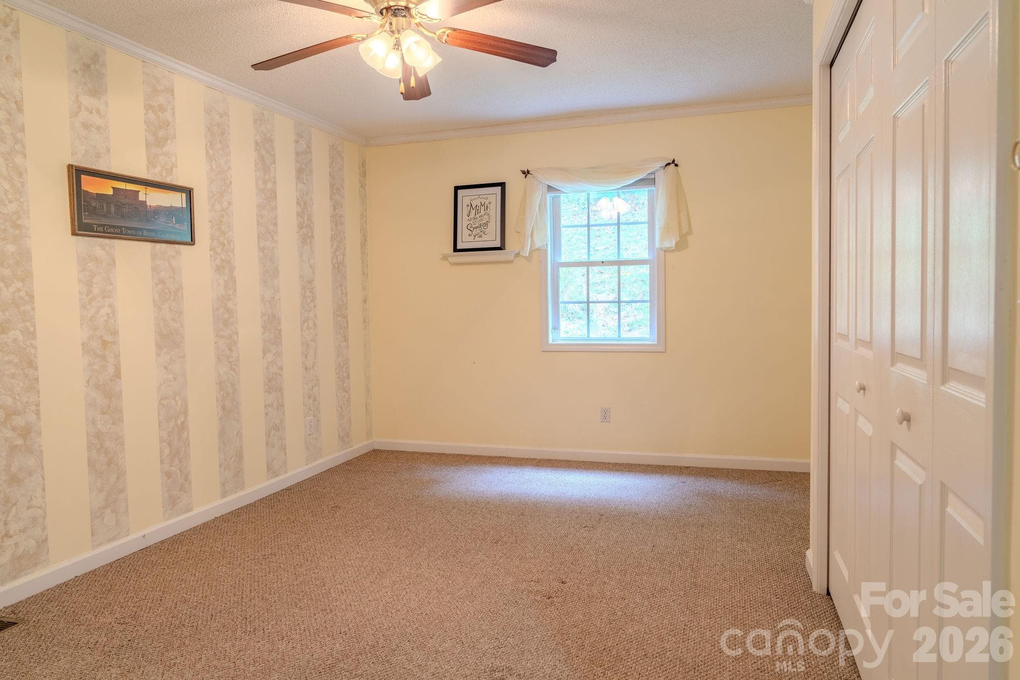 Single Family Residence at 71 Reserve Drive, Burnsville, photo 30 of 47