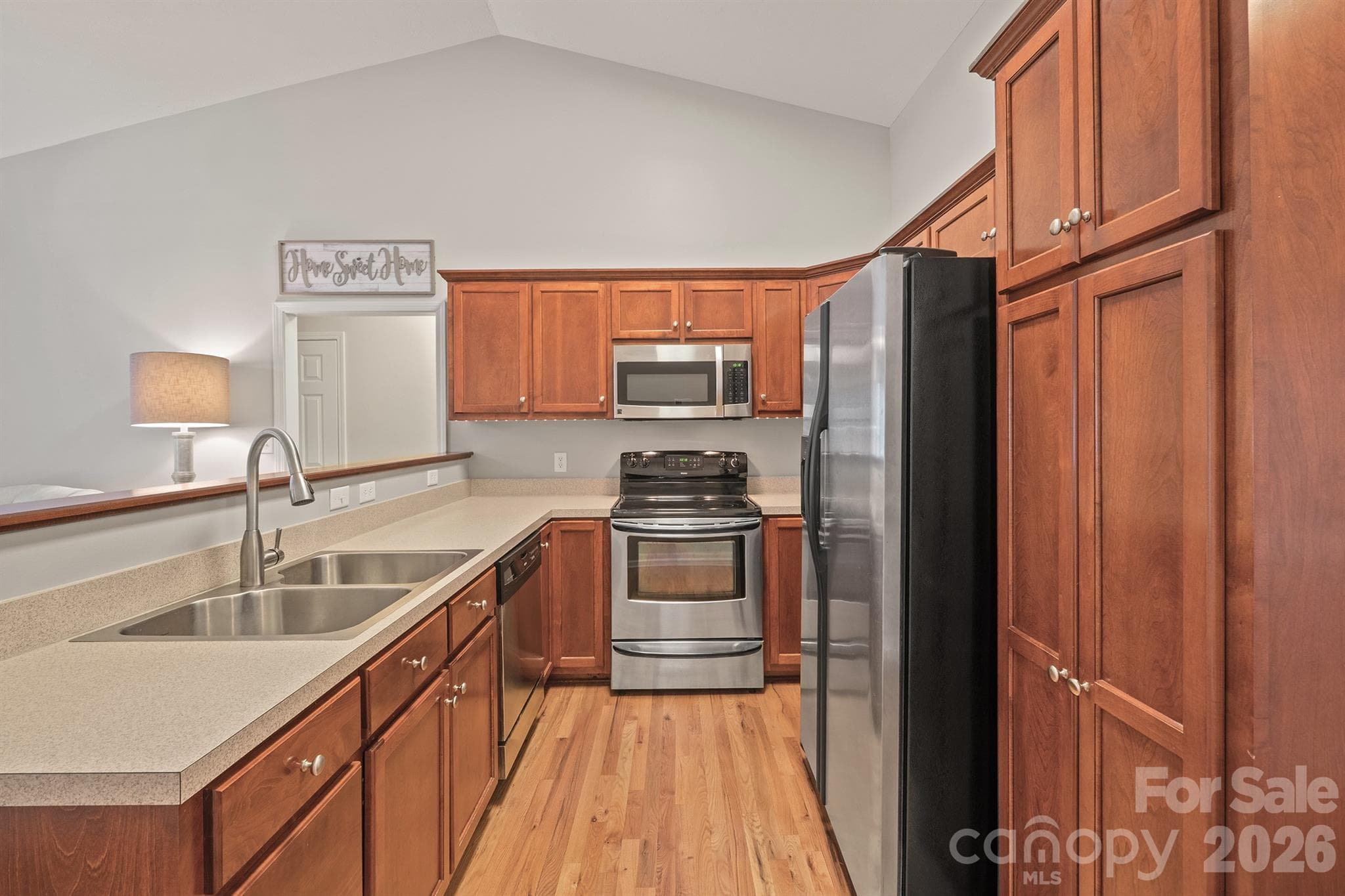 Single Family Residence at 215 Pine Meadows Circle, Hickory, photo 9 of 48