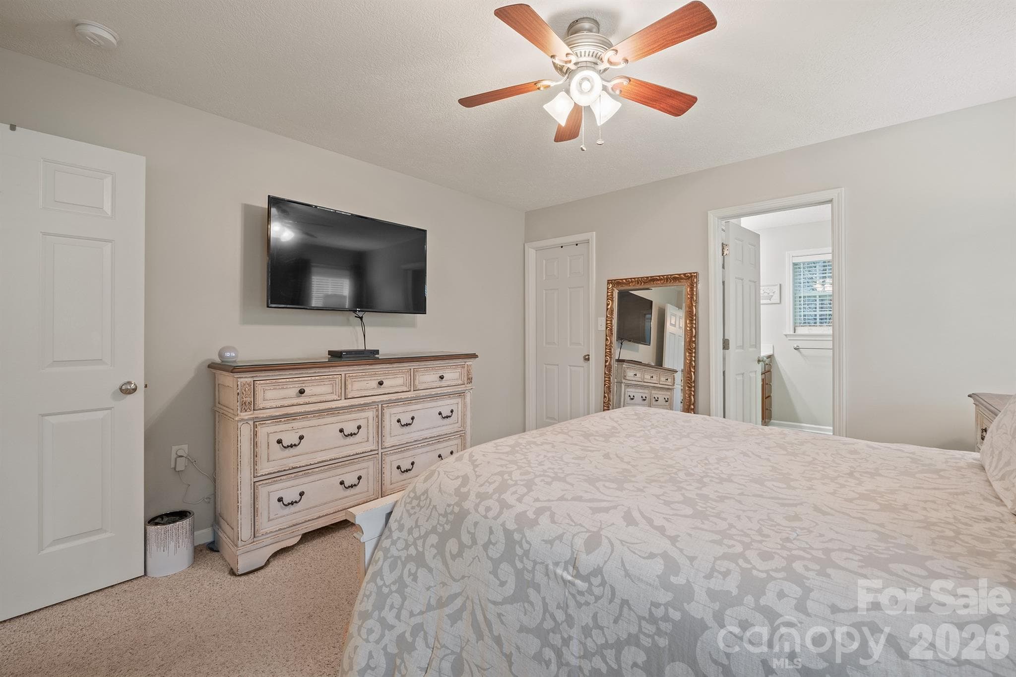 Single Family Residence at 215 Pine Meadows Circle, Hickory, photo 24 of 48