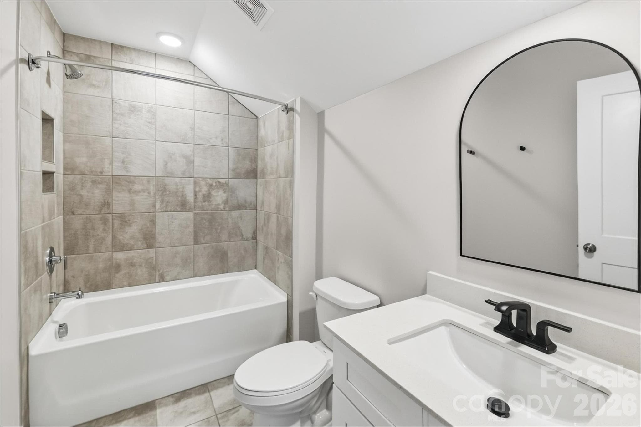 Single Family Residence at 4009 Belle Landing Road, Charlotte, photo 25 of 28