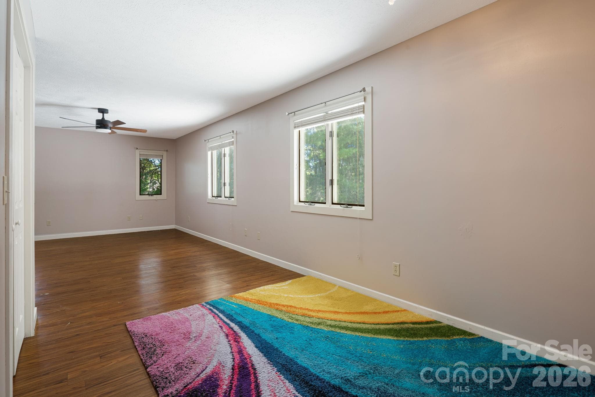 Single Family Residence at 11 Beaumont Drive, Hendersonville, photo 17 of 38