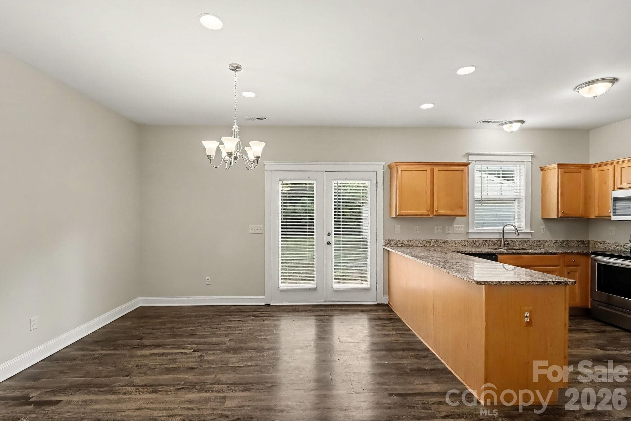 Single Family Residence at 13714 Carleen Way Drive, Charlotte, photo 6 of 19